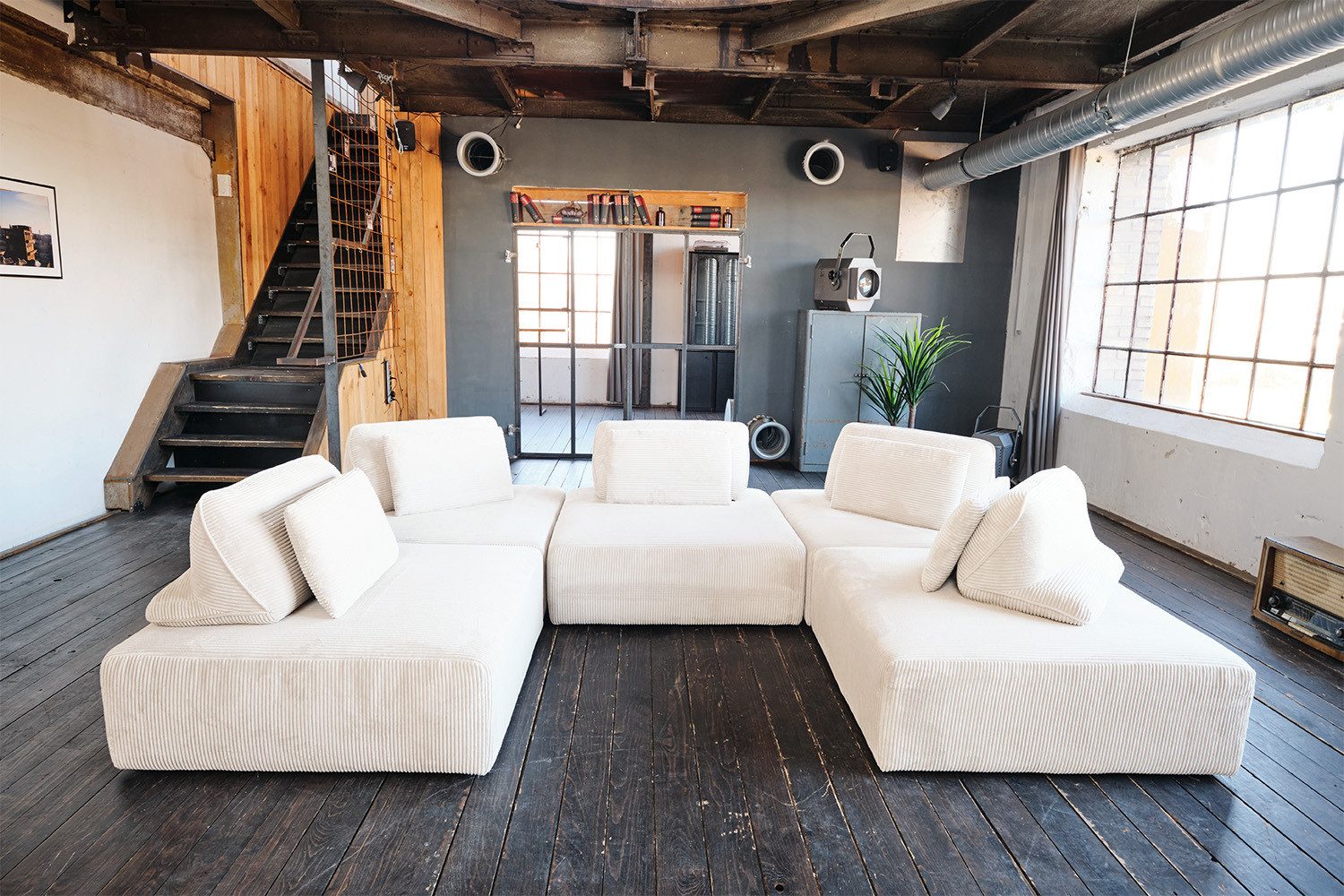 KAWOLA Sofa WIOLO SOFT Cord Sofa - Modular - Komfortabel & Flexibel - Wohnzimmer, Modulsofa mit Cordbezug. Abziehbar & vielseitig. 5 Module.