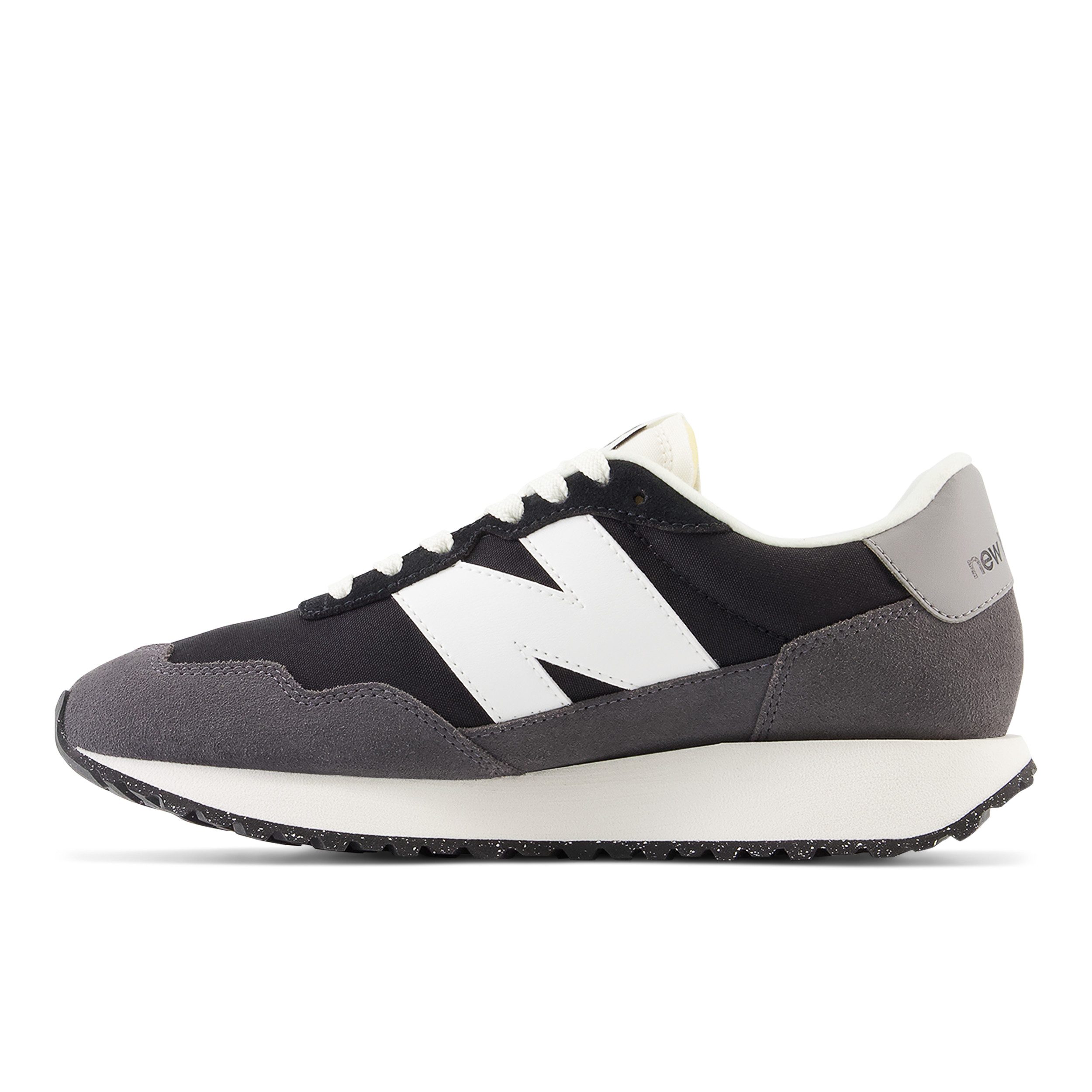 New Balance M237 Sneaker vom New Balance 327 inspiriert