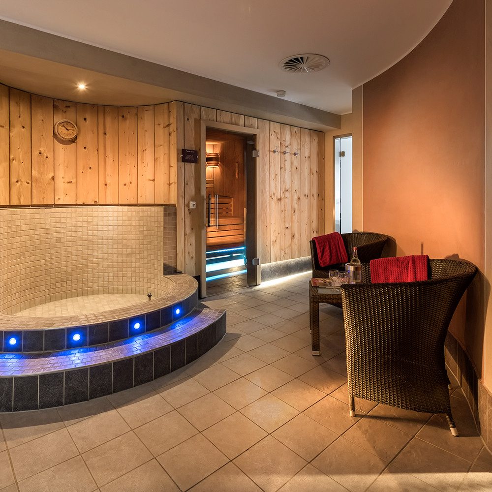 mydays Erlebnisgutschein Kurzurlaub mit Wellness in Willingen für 2 (1 Nacht), Der perfekte Wellness-Kurzurlaub fuer 2 Personen