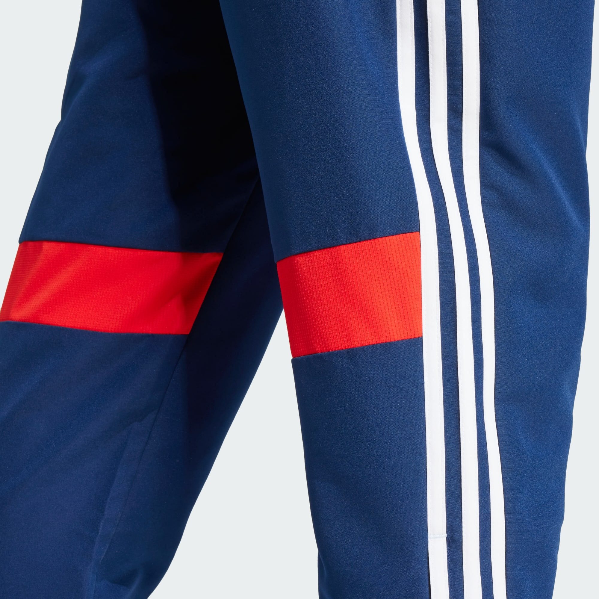adidas Performance Trainingshose TIRO 25 ESSENTIALS WOVEN HOSE (1-tlg)