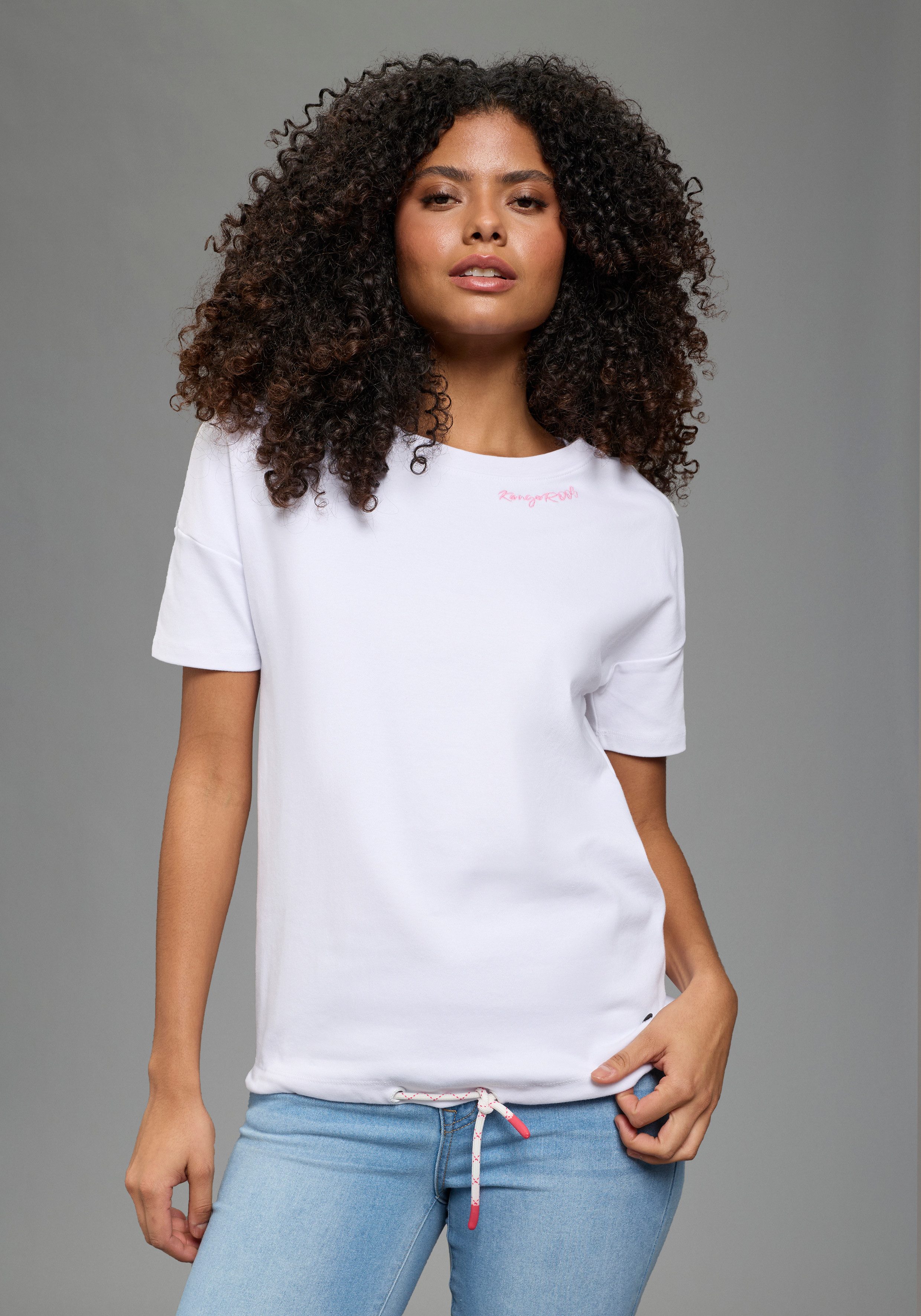 KangaROOS Sweatshirt Casual Sweatshirt, mit Rundhalsausschnitt, figurumspielende Passform