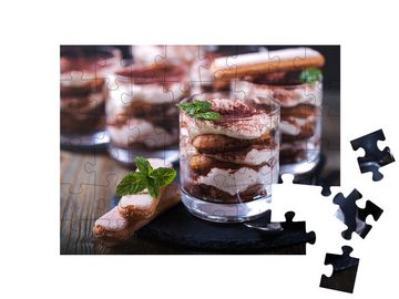 puzzleYOU Puzzle Italienisches Dessert: Frisches Tiramisu im Glas, 48 Puzzleteile, puzzleYOU-Kollektionen Essen und Trinken