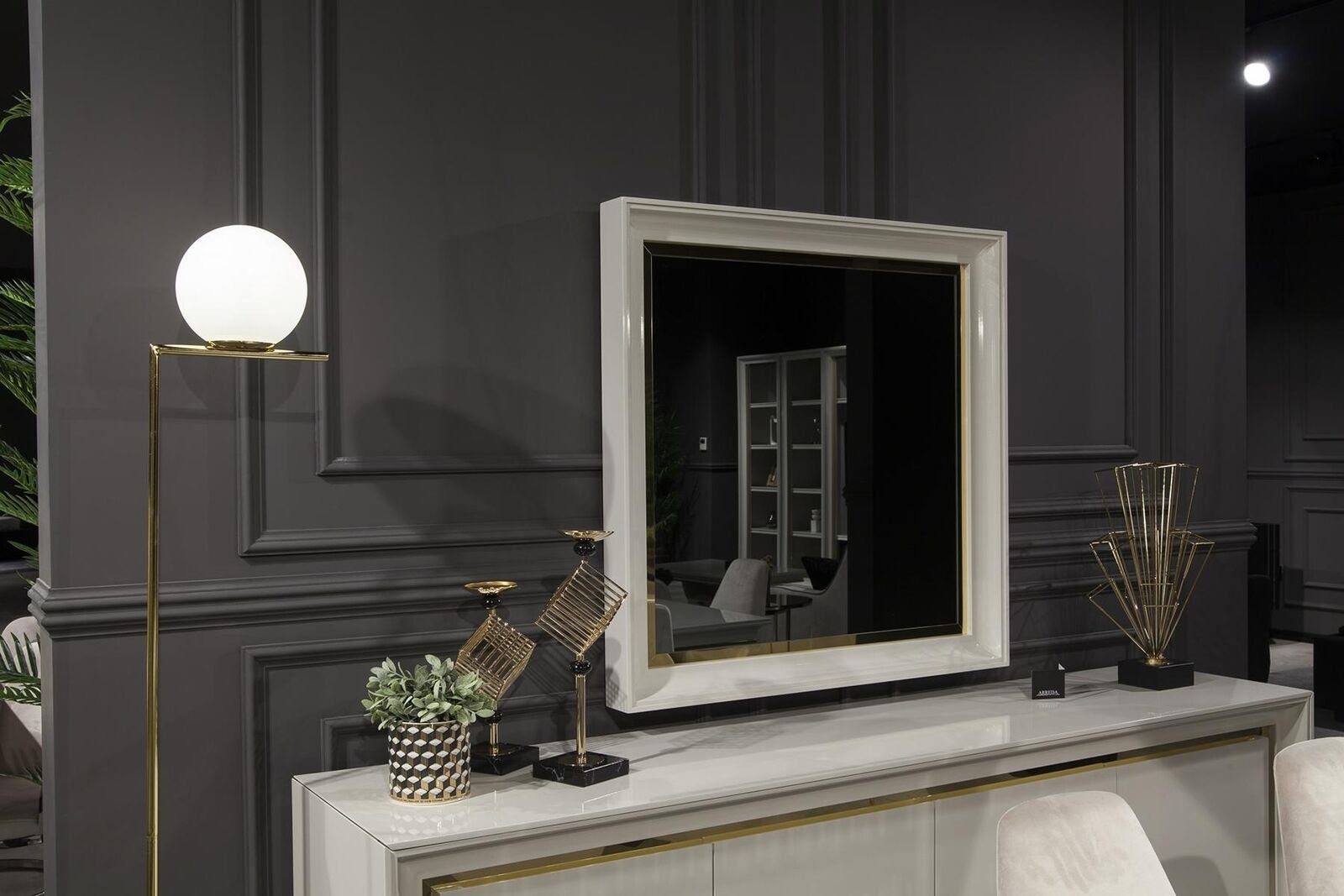 Europa Spiegel), nur Made (1-St., im Wandspiegel Rahmen JVmoebel 1x mit Spiegel weißem Wandspiegel in Luxuriöse Stil modernen