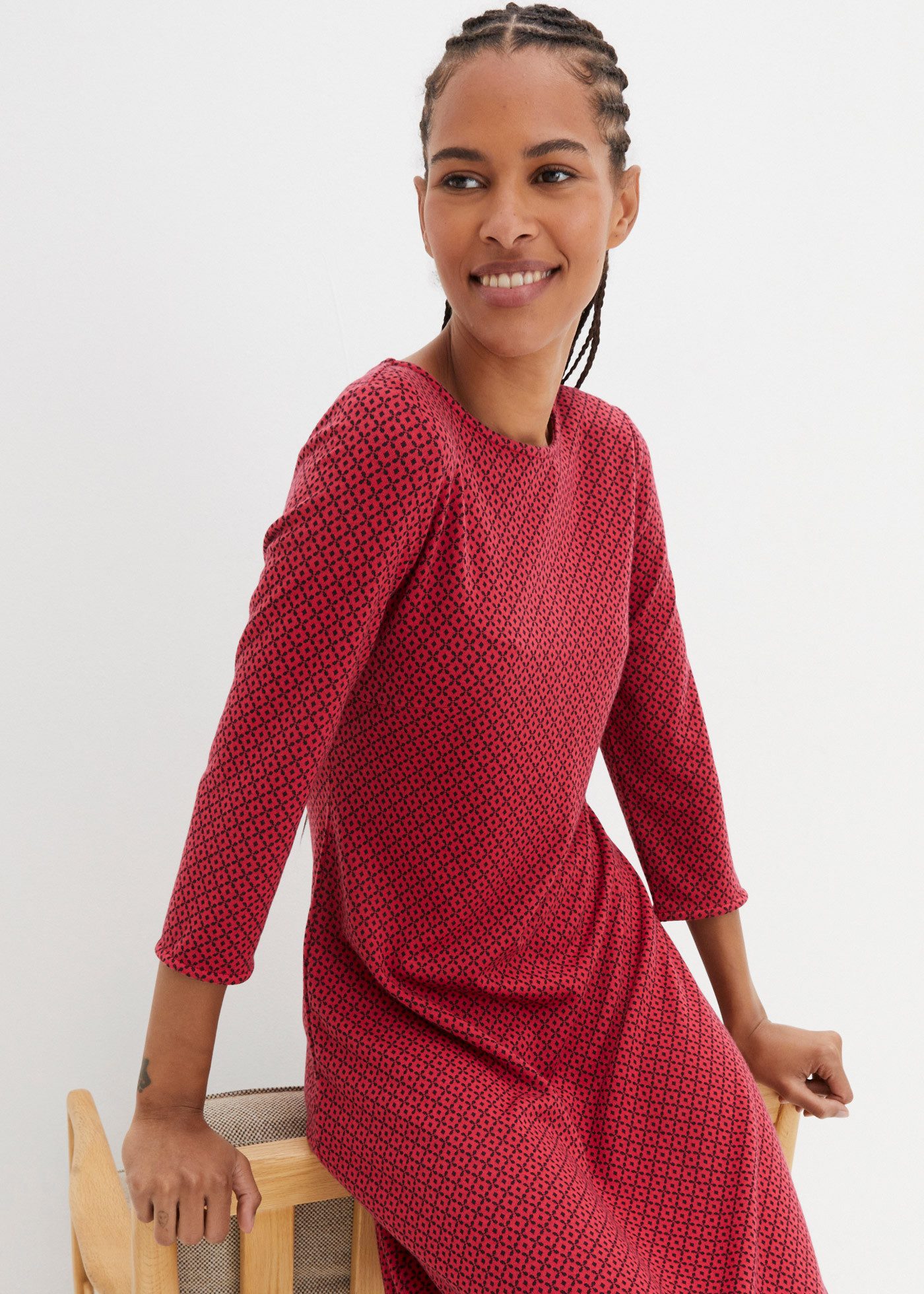 bonprix Midikleid aus Polyester, Viskose und Elasthan, ausgestellte Passfor günstig online kaufen