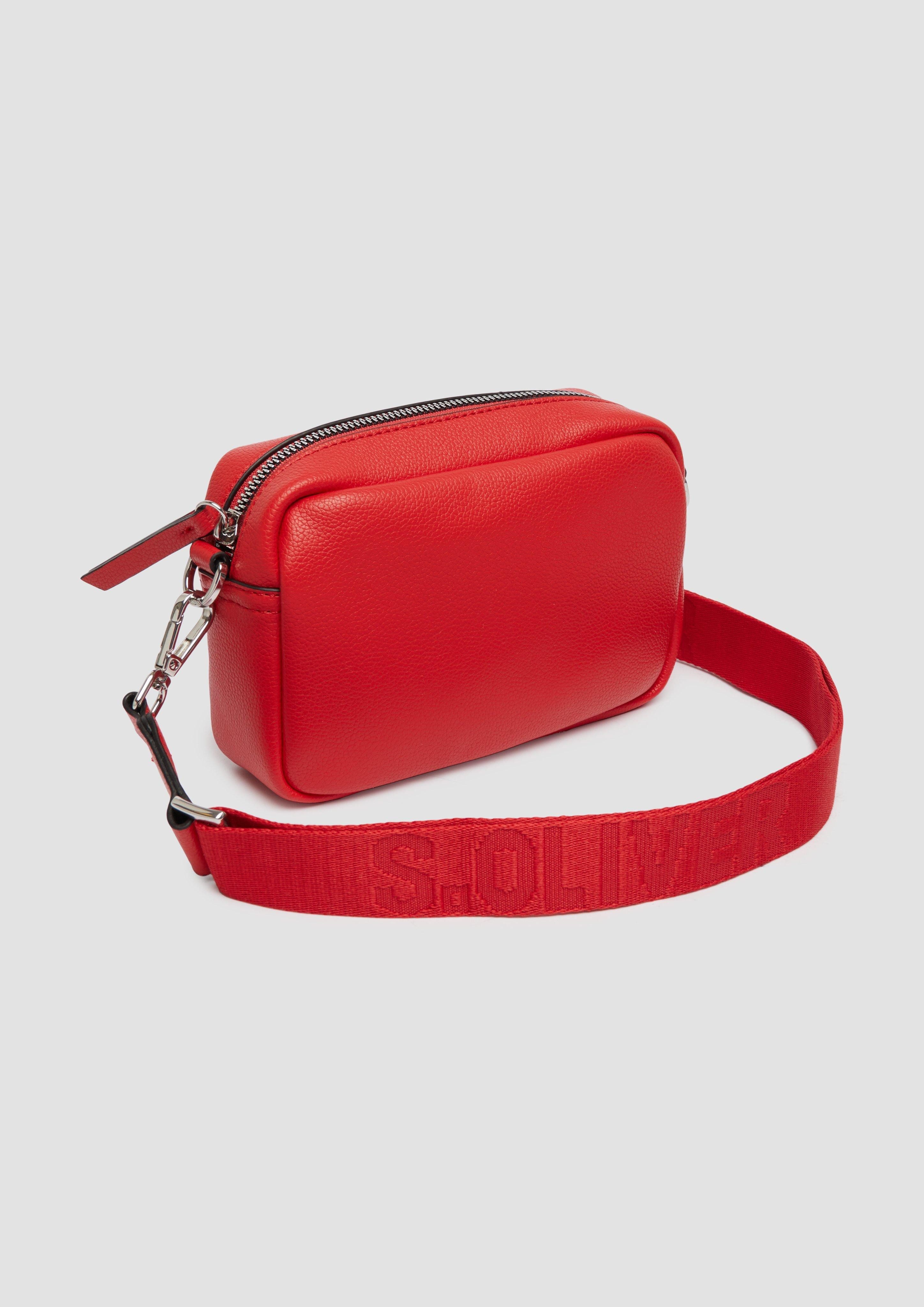 s.Oliver Tragetasche Camera-Bag mit Logo-Schultergurt und günstig online kaufen