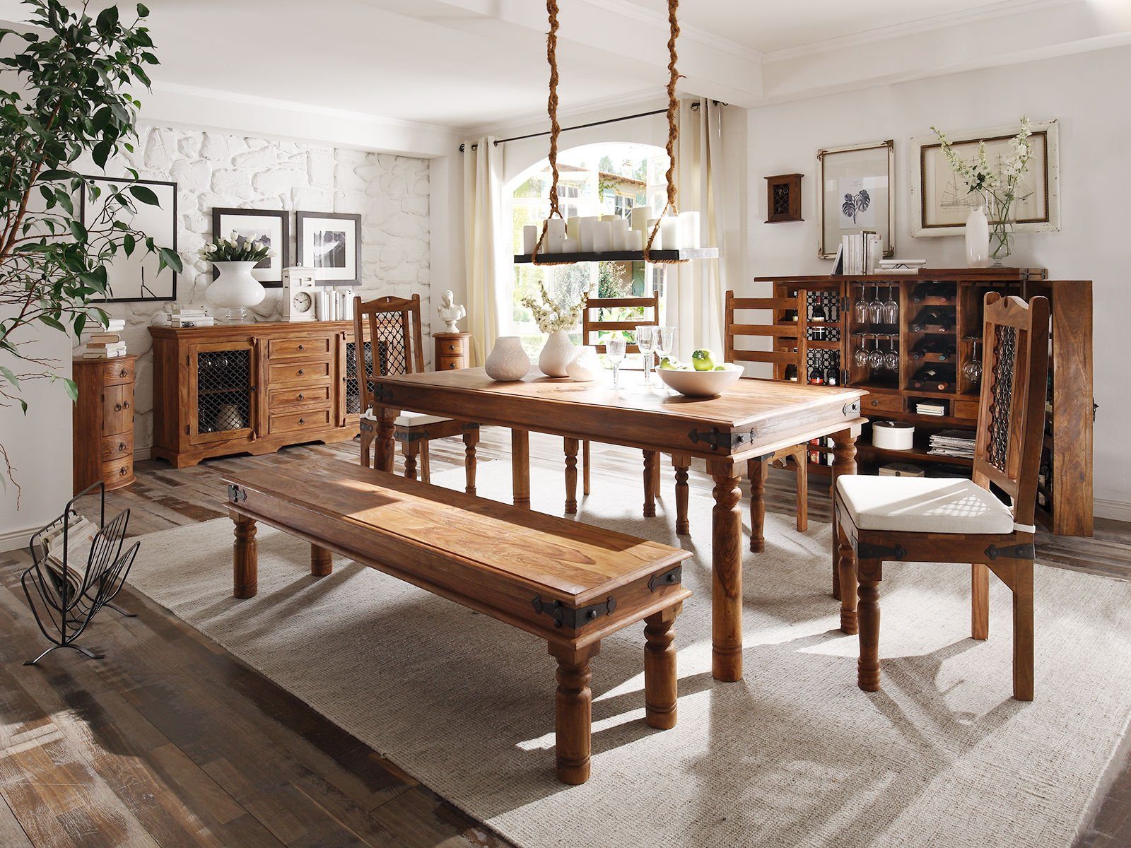 massivum Couchtisch Truhentisch Merlow 90x90 Akazien Holztisch (1-St)