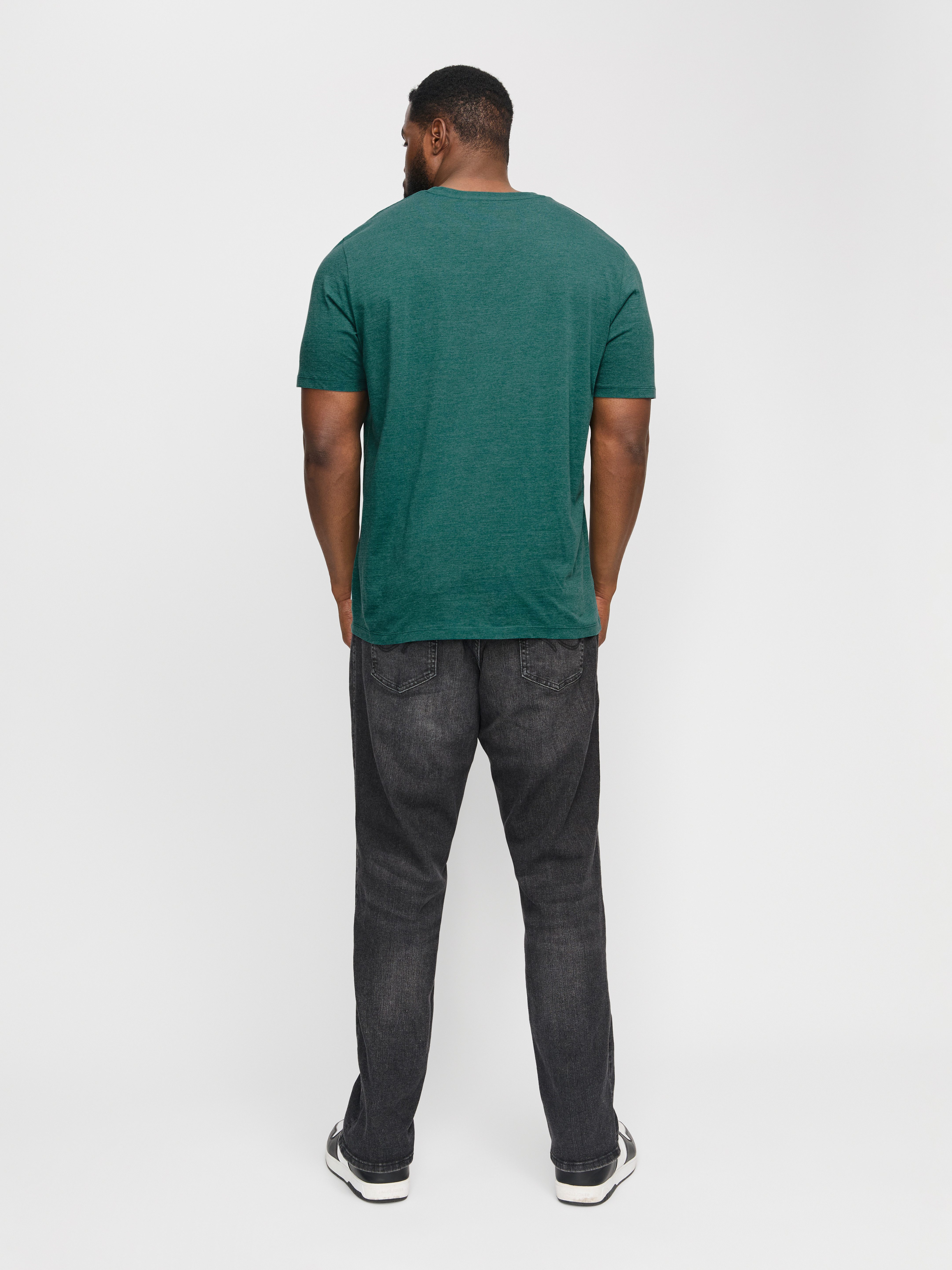 Jack & Jones PlusSize Rundhalsshirt JJEORGANIC MEL TEE SS O-NECK NOOS PLS