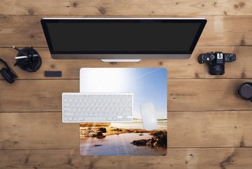 MuchoWow Gaming Mauspad Die Sonne scheint hell auf zwei Kinder an der Küste Cornwalls (1-St), Mousepad mit Rutschfester Unterseite, Gaming, 40x40 cm, XXL, Großes