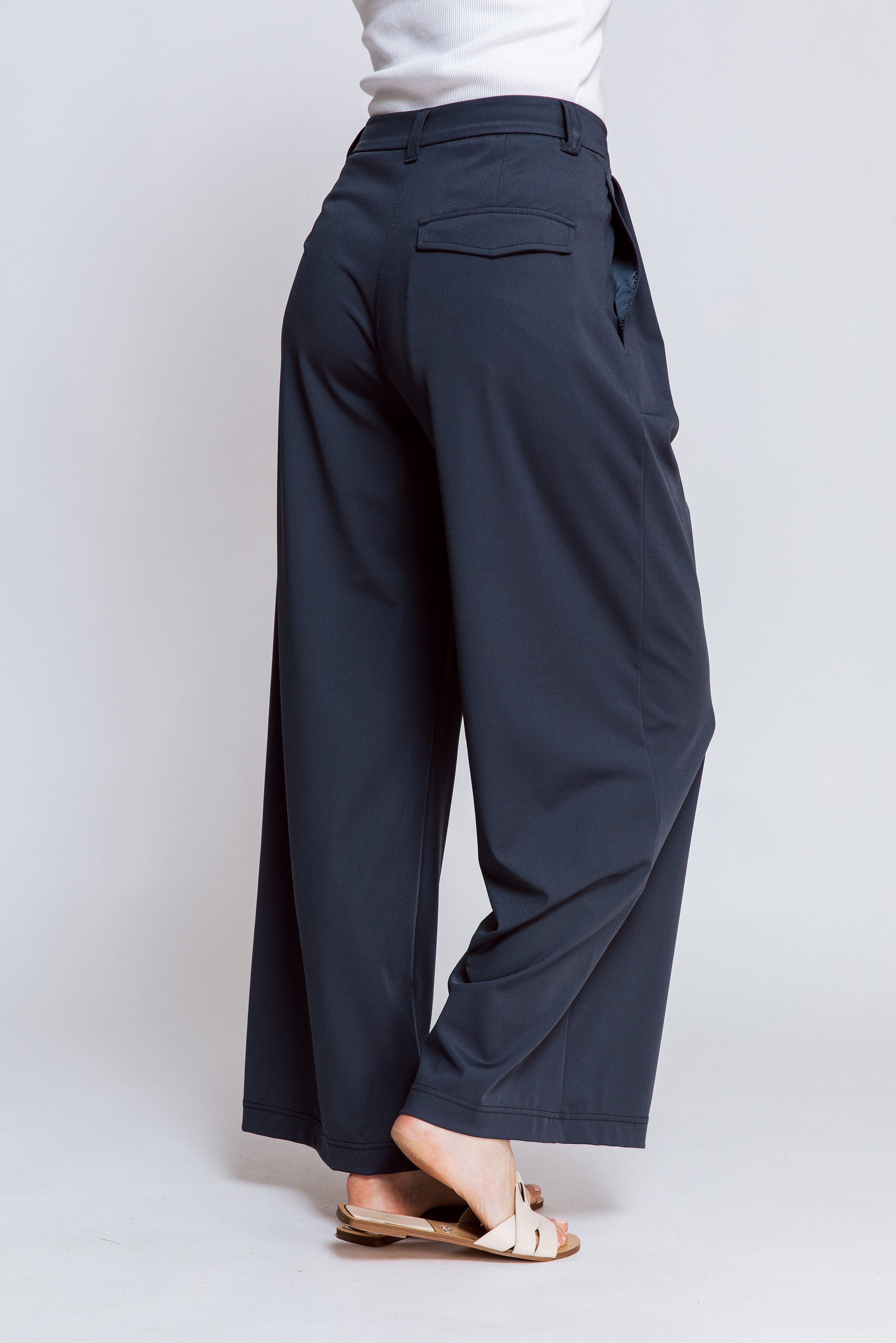 Zhrill Bügelfaltenhose mit dezenter Struktur günstig online kaufen