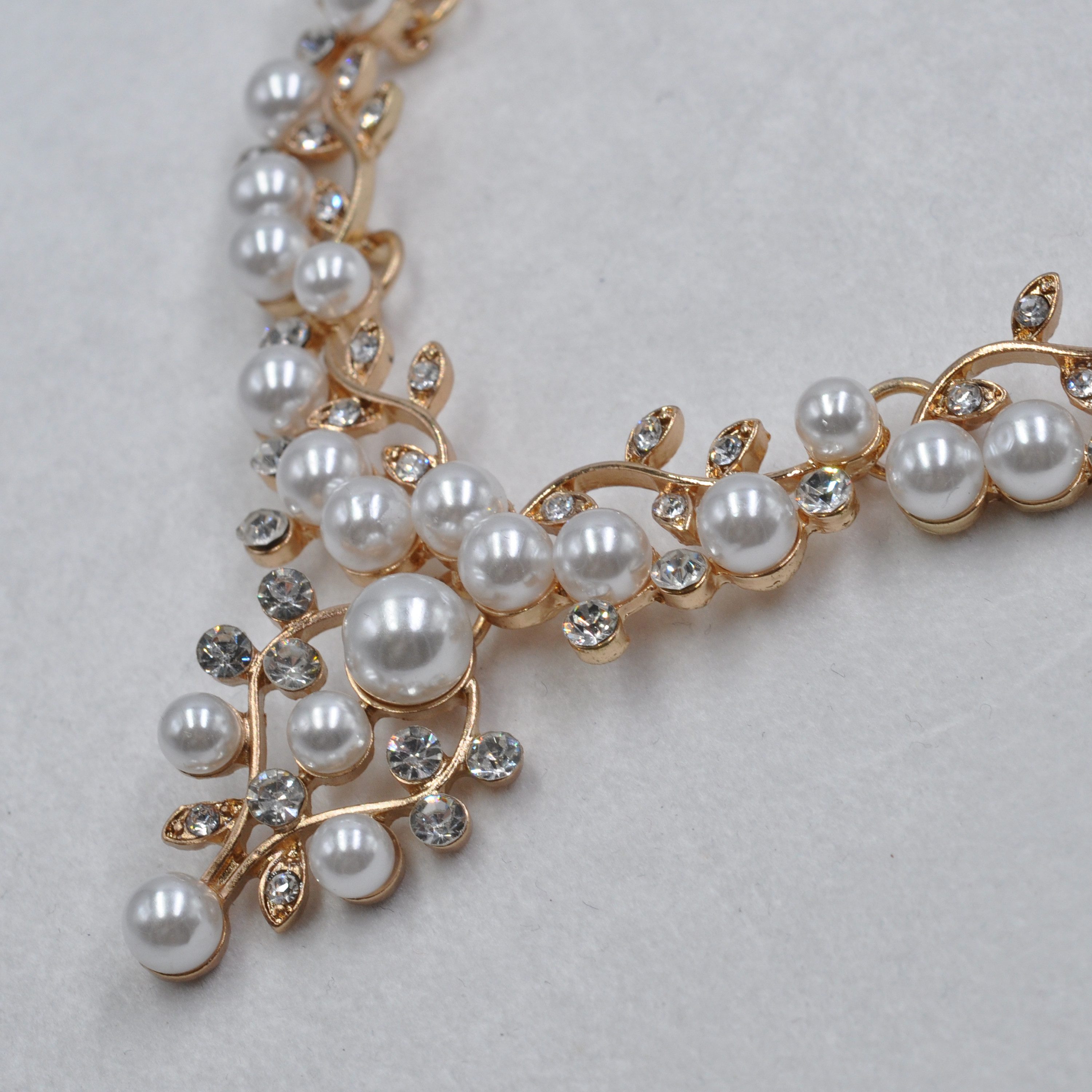 Firetti Collier Schmuck Geschenk Collier Beautiful Pearl, mit Glasstein - mit Glasperle