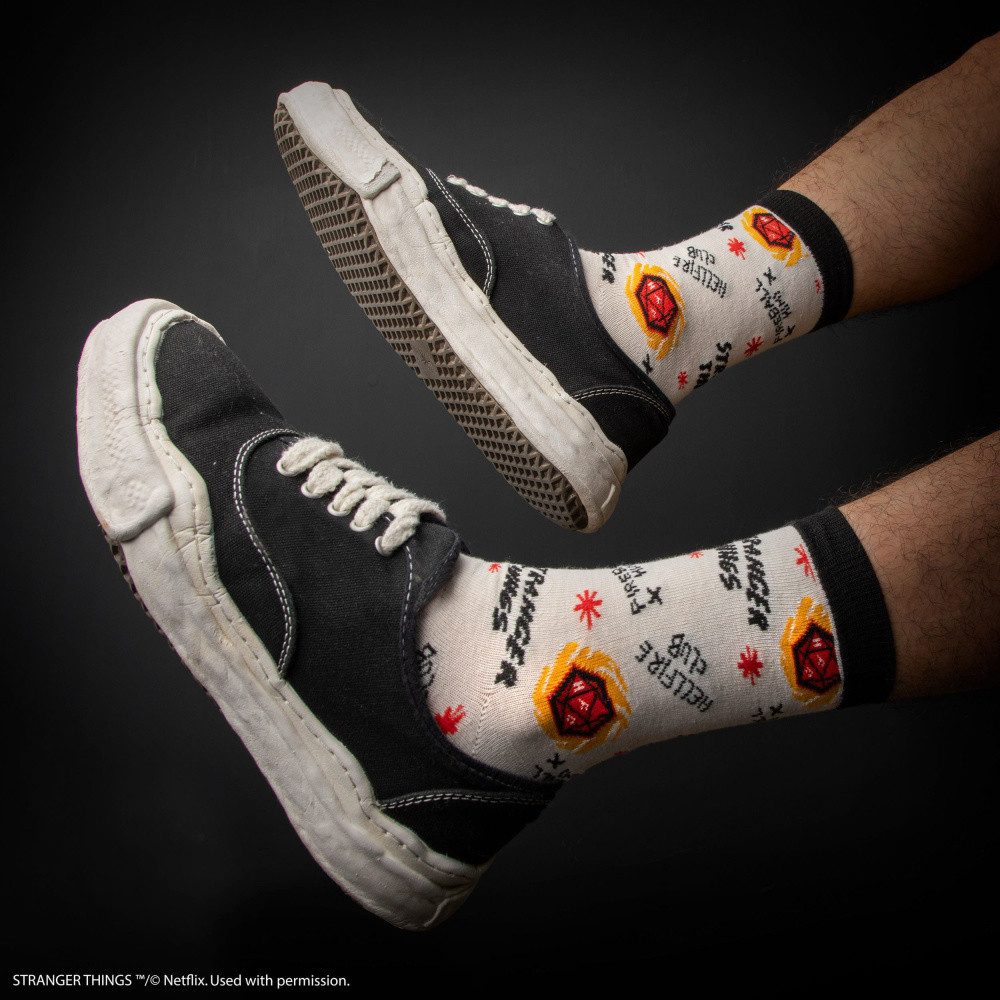 Cinereplicas Socken Stranger Things: Hellfire Club Set of 3 Socken günstig online kaufen