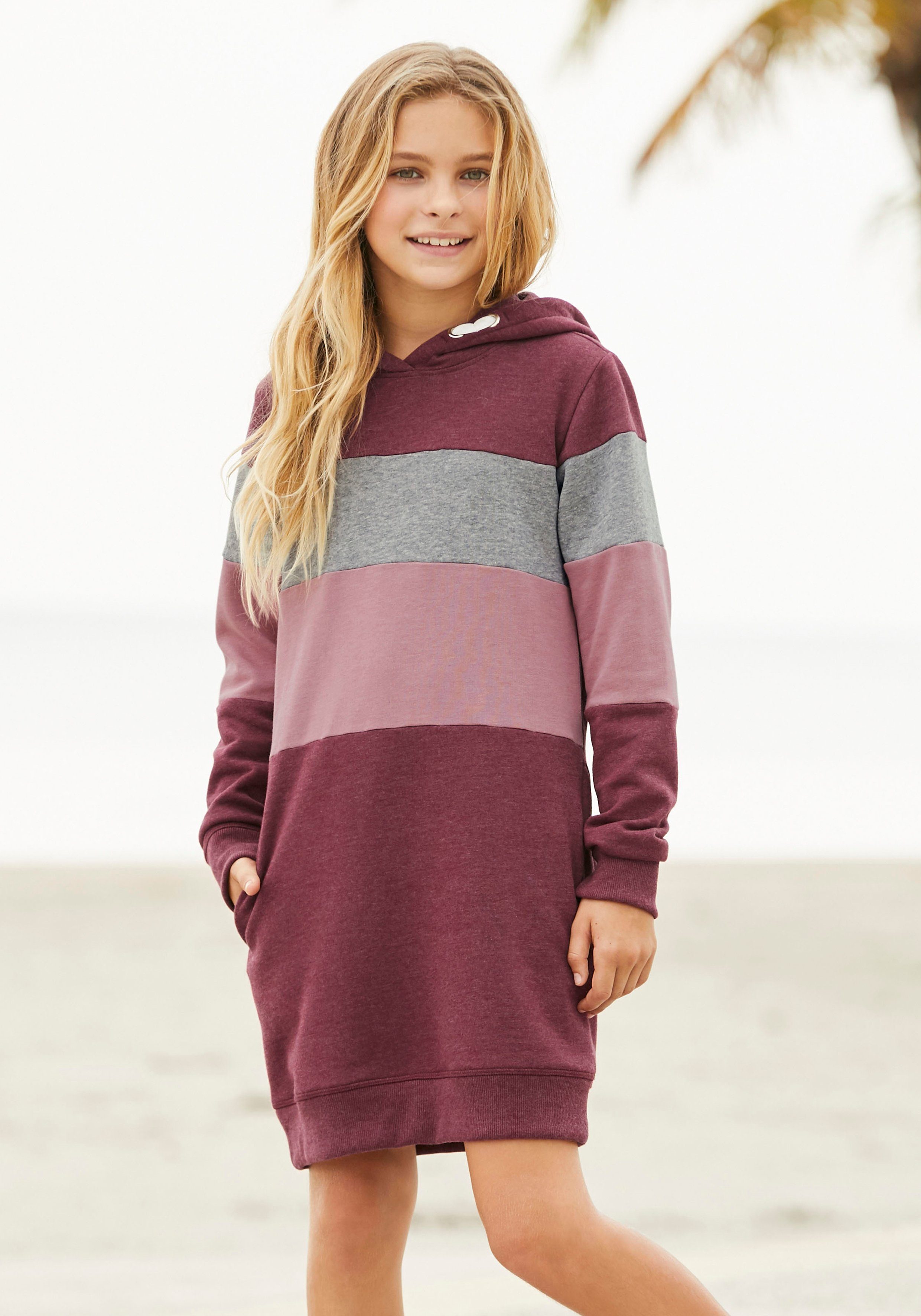 KIDSWORLD Sweatkleid lang, sportliches Streifendesign, aus Baumwollmischung, Langarm