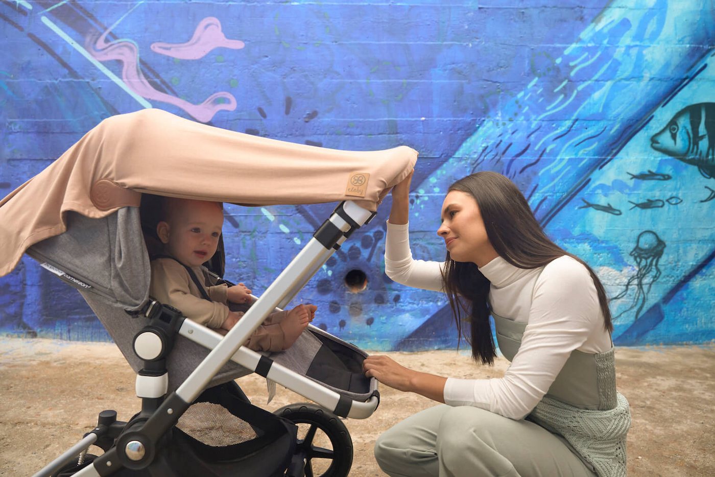 Thumbnail - Cloby Kinderwagen-Sonnenschutzhülle UV Decke und Magnetclips im Set