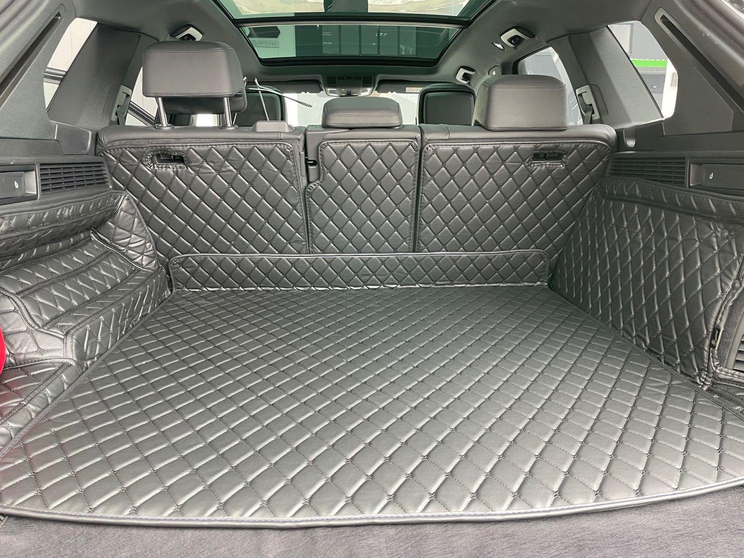 CARSTYLER® Hundematte »CARSTYLER® Exklusive Kofferraummatte für VW Tiguan  Allspace L 5 Sitzer Leder Schwarz Faden Schwarz« online kaufen | OTTO