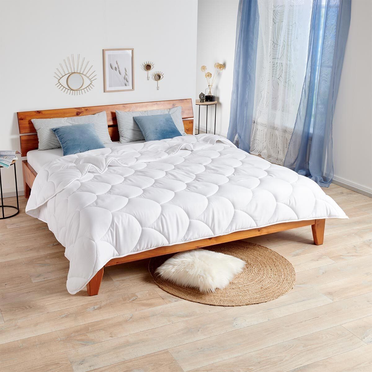 TRAUMSCHLAF Kunstfaserbettdecke Klima Faser Ganzjahresdecke, Füllung: 100% Polyester, Bezug: 100% Polyester, sehr guter Feuchtigkeitstransport