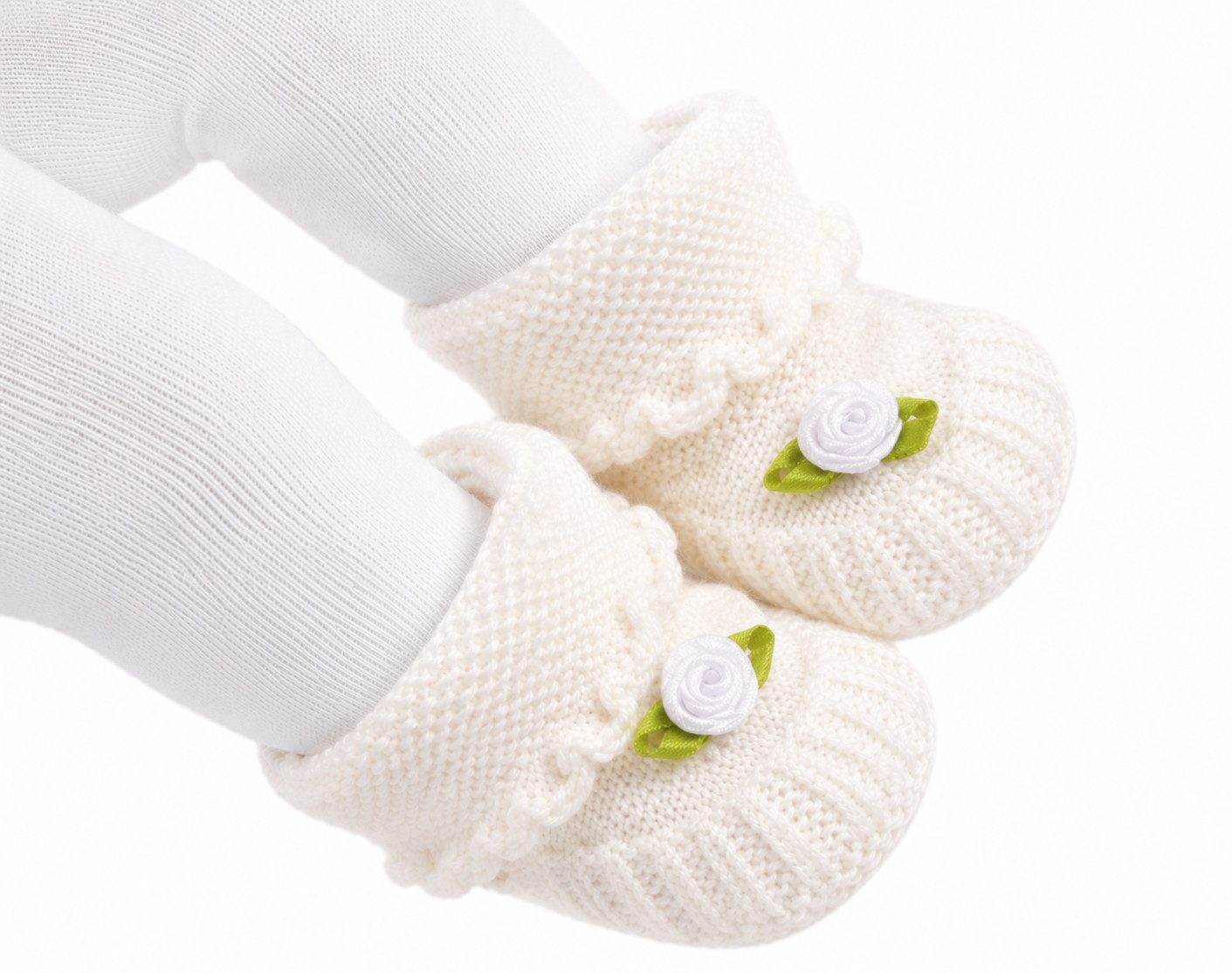 La Bortini Füßlinge Baby Strickschuhe Stricksocken Socken Erstlingssocken in Weiß für Neugeborene, perfekt für Taufe, 50 56 62 68