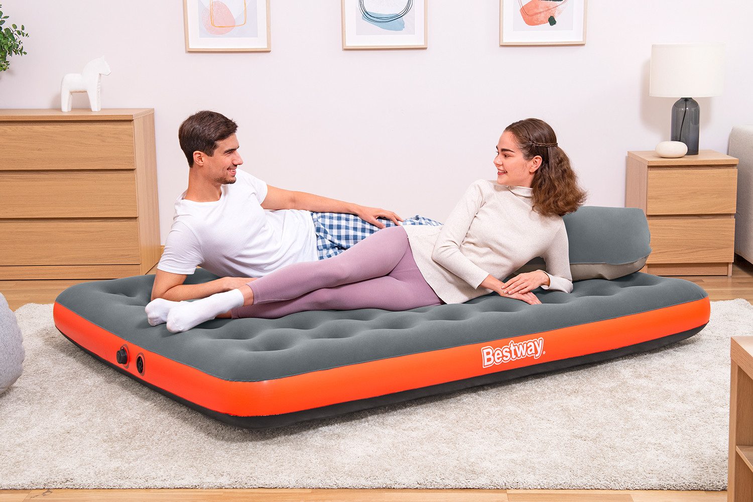 Bestway Luftbett Roll & Relax 203 x 152 x 22 cm, (Packung, 1-tlg., Inkl. Kissenpumpe), Ideal für den Innen- und Außengebrauch