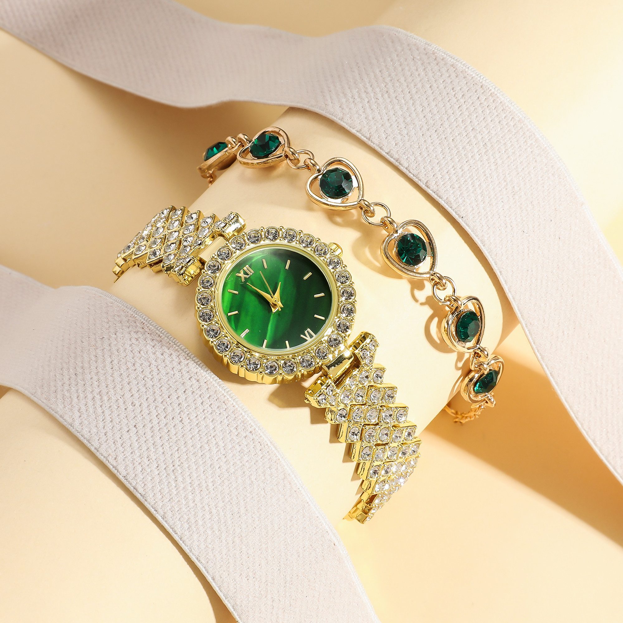 ibettertec Quarzuhr Quarzuhren Damenuhren, Damenketten, Damenarmbänder, Damen-Schmucksets, (5-teiliges Set, Geschenkset zum Geburtstag,Jubiläumsgeschenk, etc, Quarzuhr Uhr, Halskette, Armband, Ring, Ohrringe), Geschenkbox, Weihnachtsgeschenk für Freundinnen