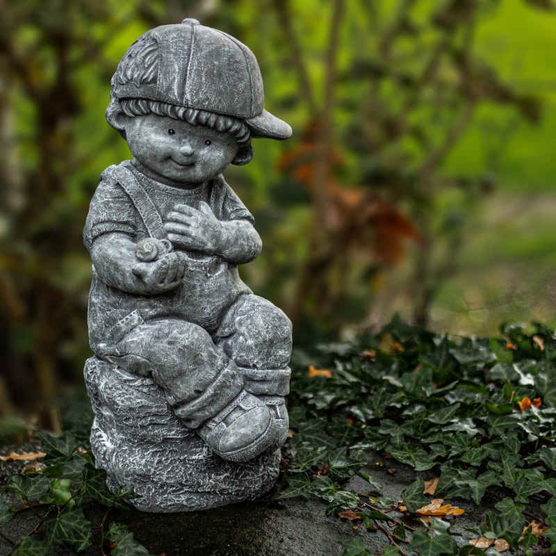 Antikas Gartenfigur Junge mit Schnecke, Garten Dekoration, Steinfiguren