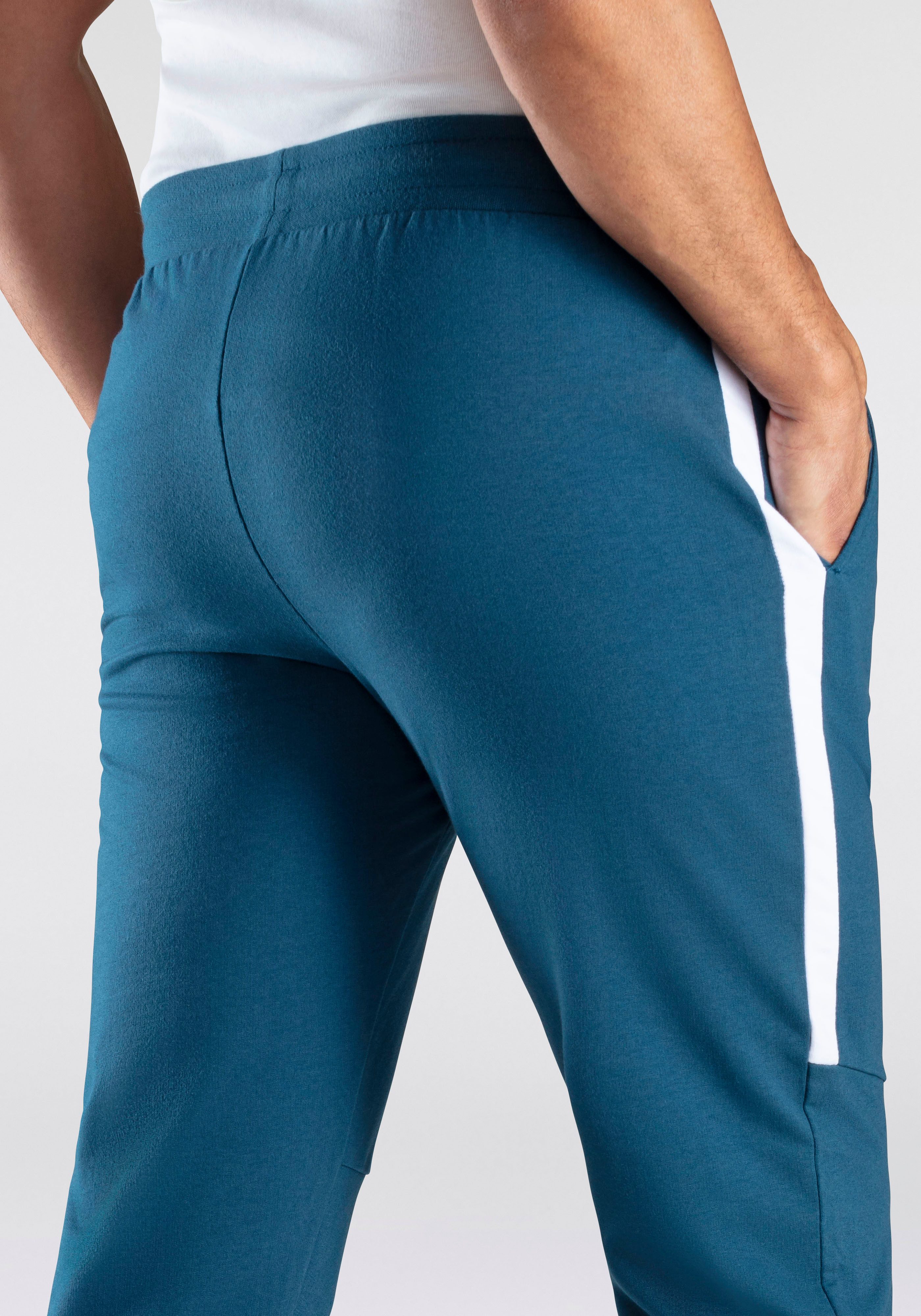 Bench. Loungewear Sweathose mit Bündchen am Beinabschluss