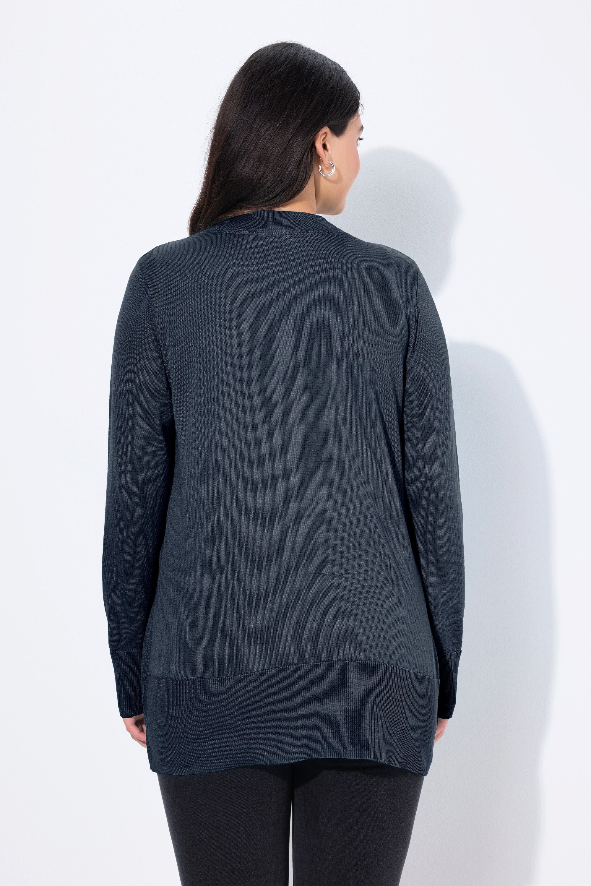 Ulla Popken Strickjacke Strickjacke V-Ausschnitt Knopfleiste Feinstrick Bestseller – Bild 3 von 5