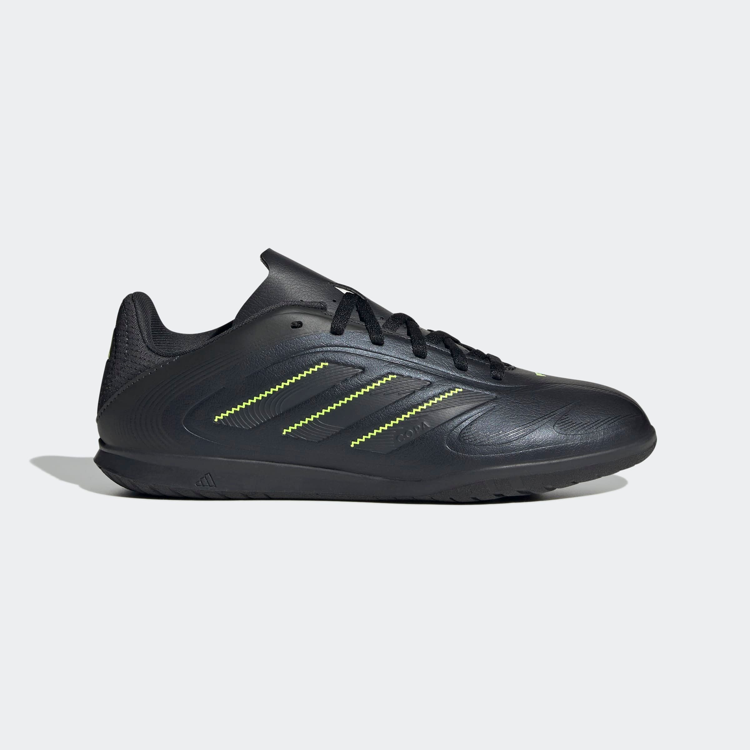 adidas Performance COPA PURE 3 CLUB INDOOR KINDER Fußballschuh geeignet als Hallenschuhe, für Kinder & Jugendliche