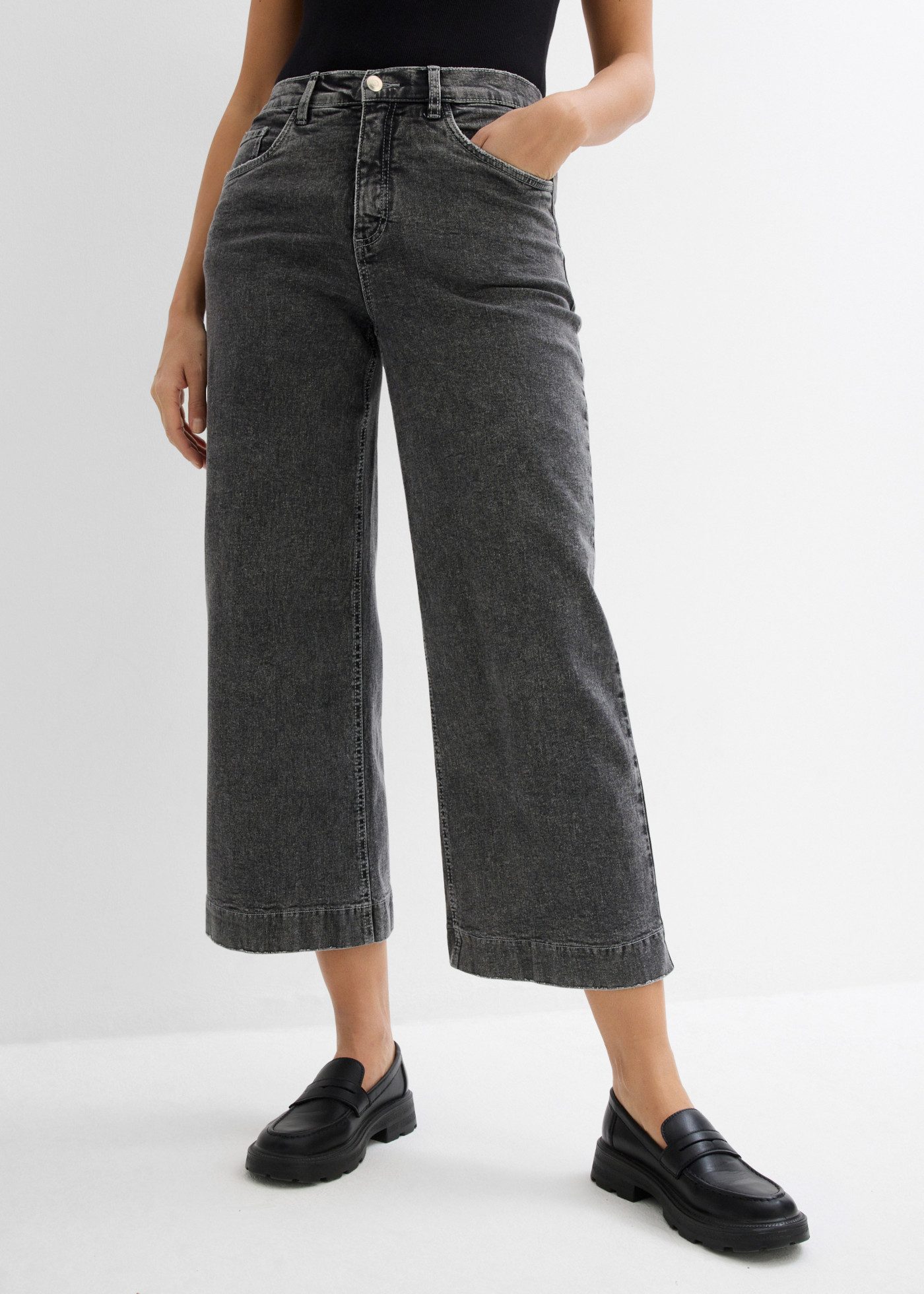 bonprix 7/8-Jeans verkürztes 7/8-Design, weites Bein, Loose Fit, mit Elasthan-Anteil
