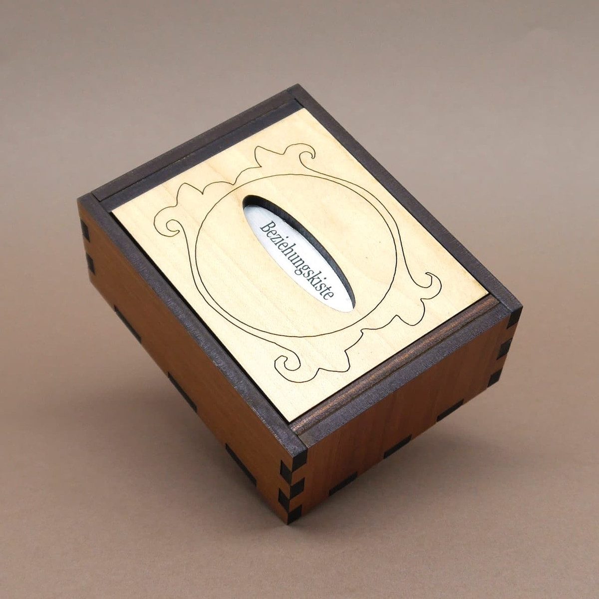 ROMBOL Denkspiele Spiel BEZIEHUNGSKISTE - edle Trickbox, Rätselverpackung, wiederverwendbar