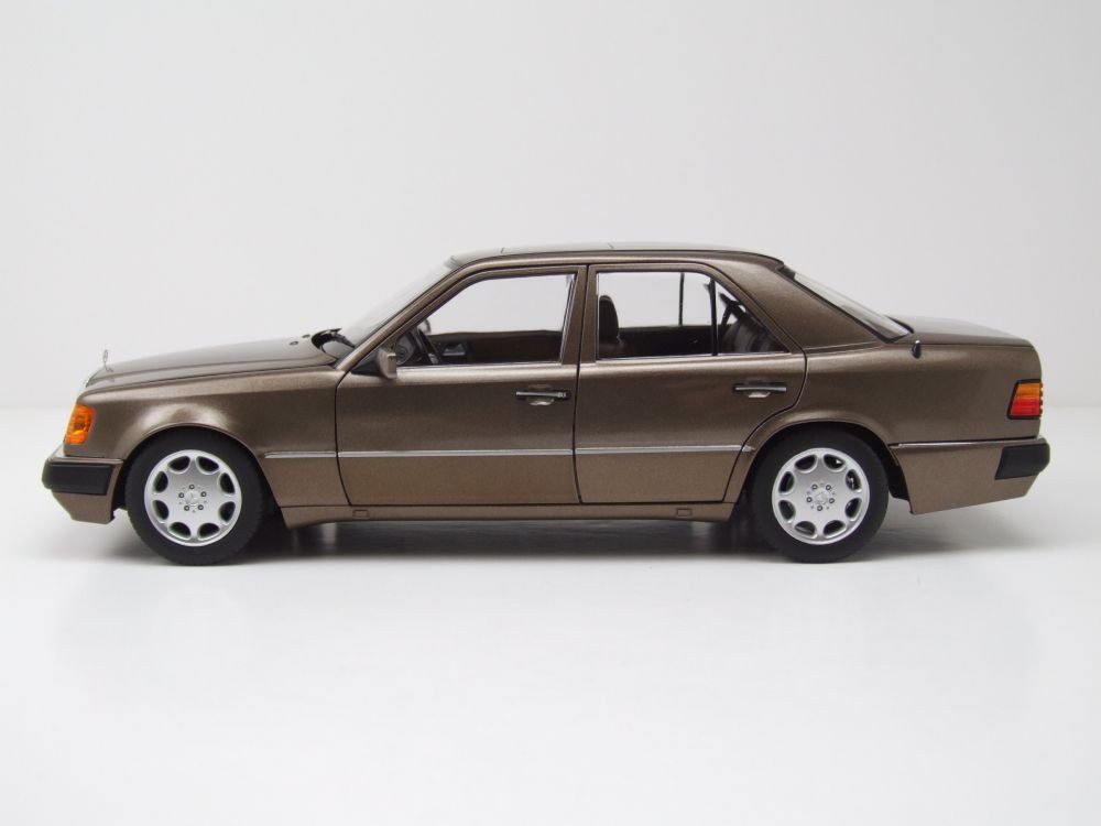 Norev Modellauto Mercedes 500 E W124 1990 impala metallic, Maßstab 1:18