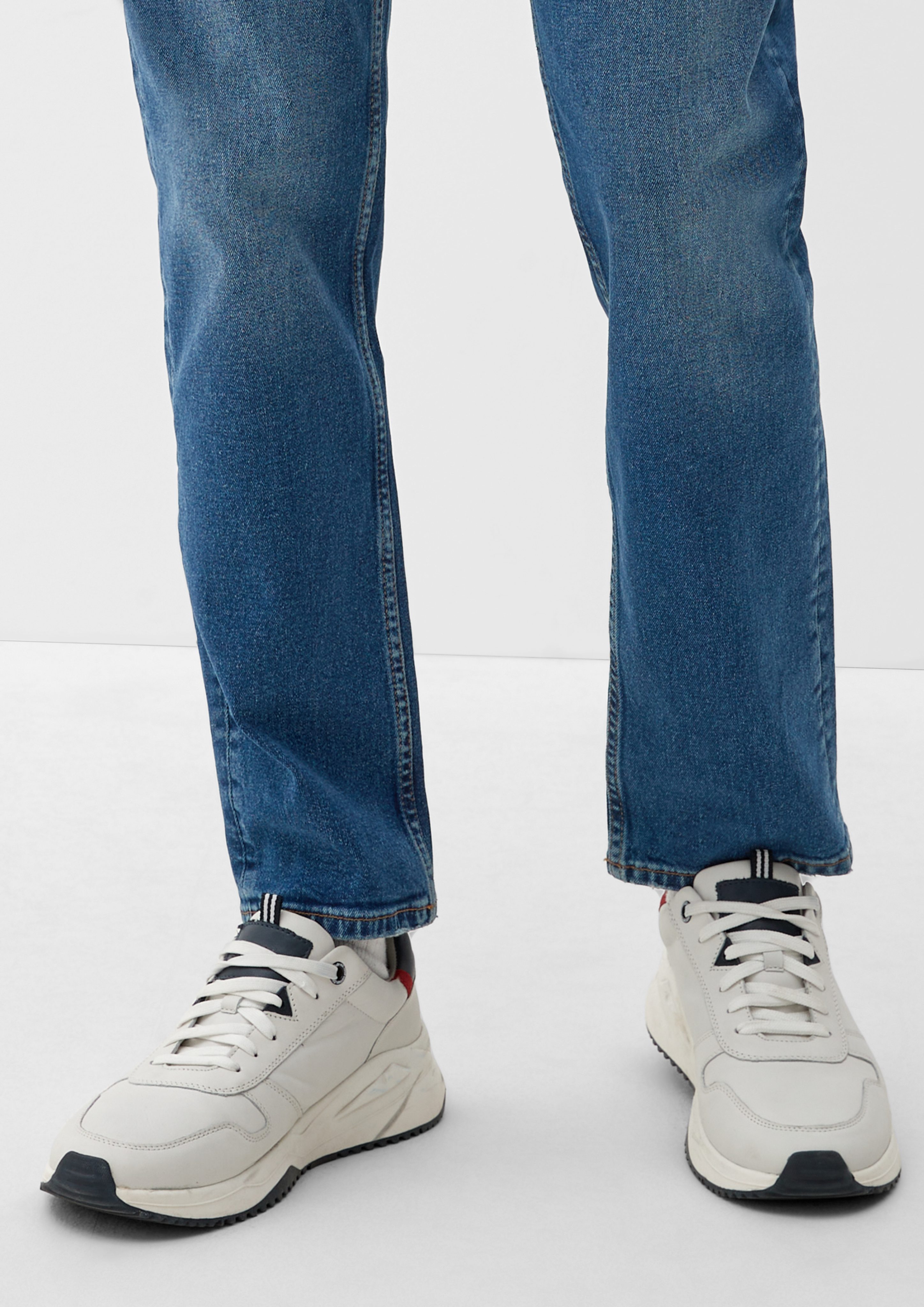 / / Mid Regular Straight Jeans York Leg Fit Rise Stoffhose / s.Oliver