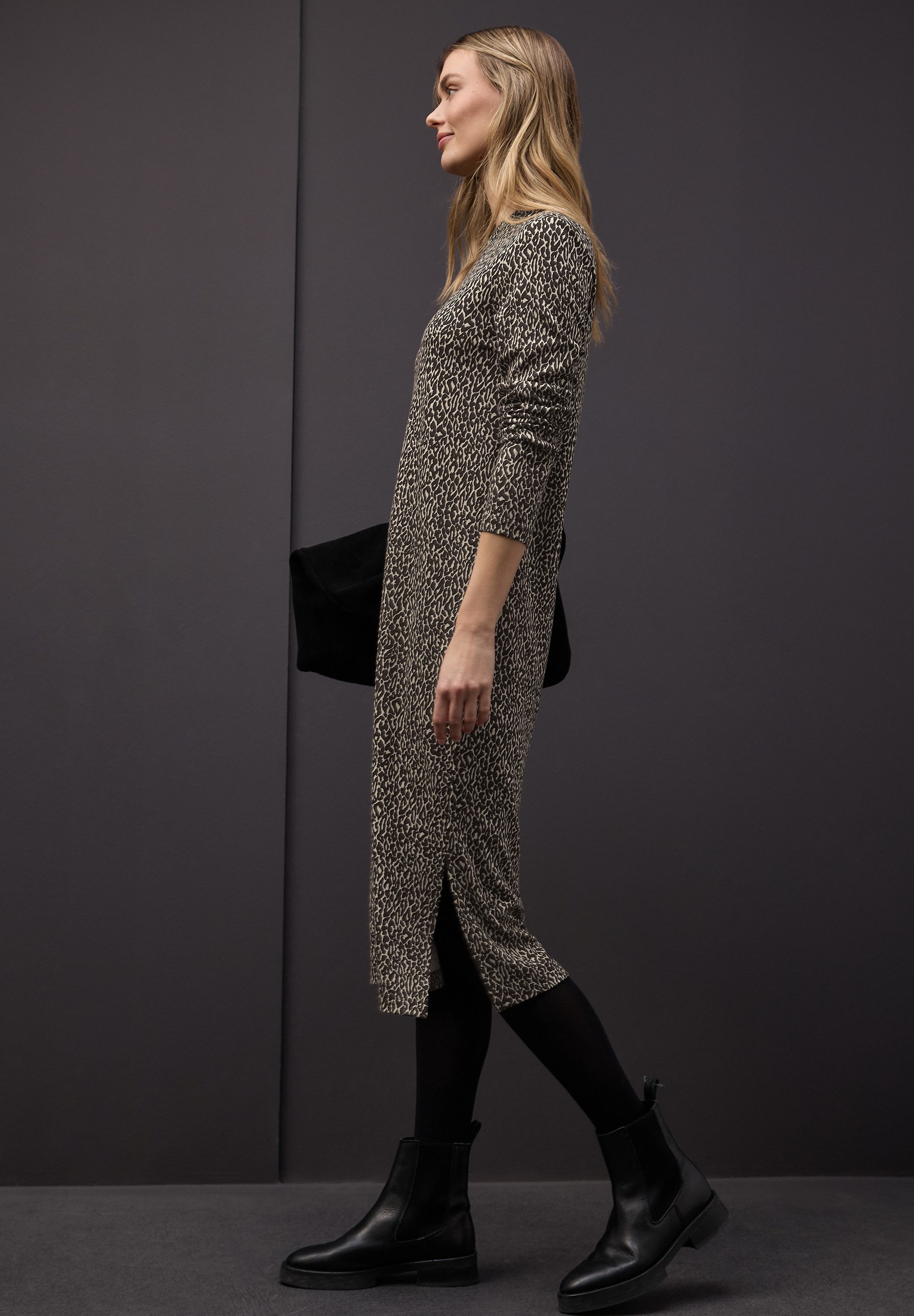 STREET ONE Midikleid im Leo-Allover-Print