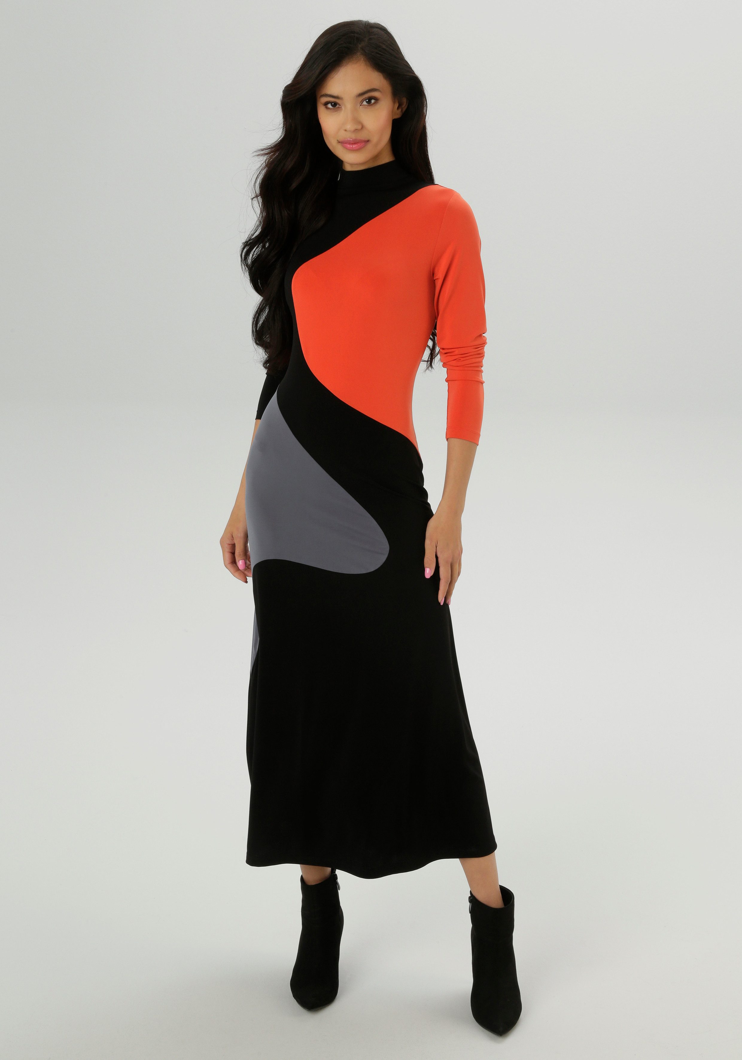 Aniston SELECTED Maxikleid mit asymmetrisch verlaufenden günstig online kaufen