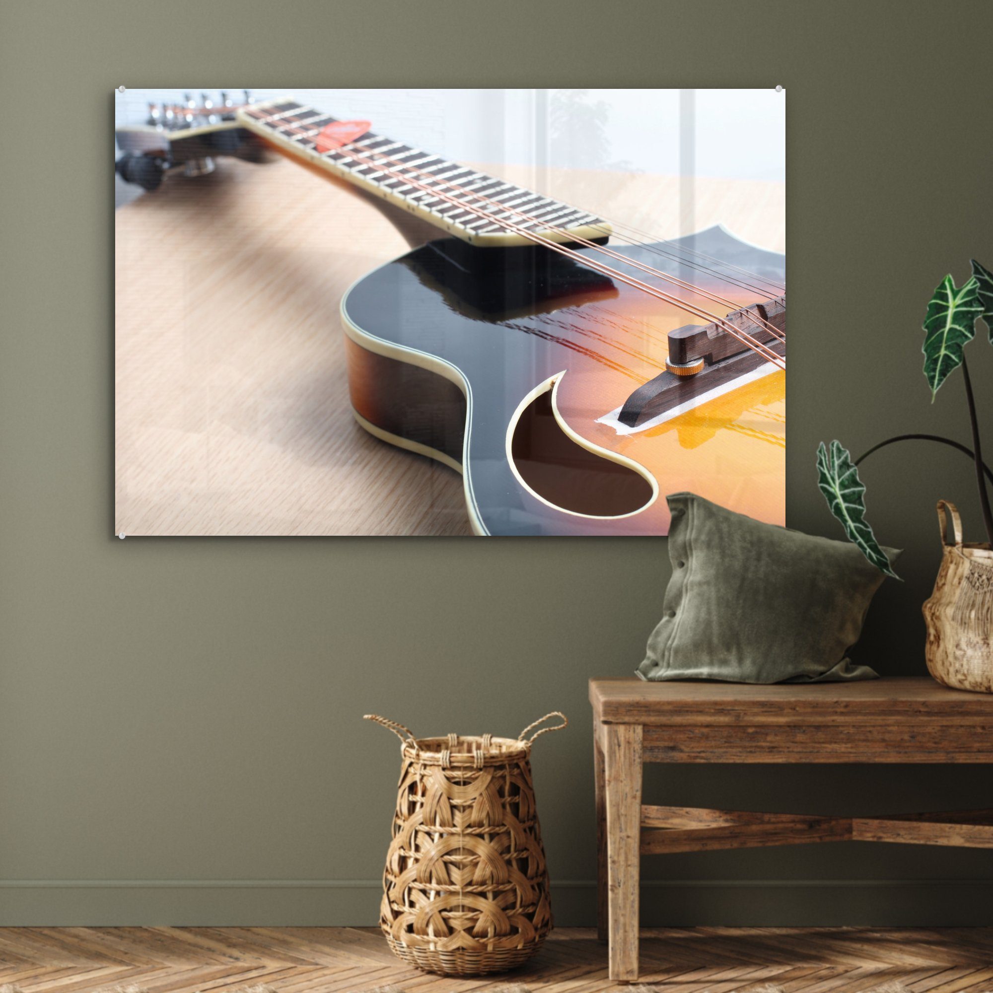 MuchoWow Acrylglasbild Eine E-Gitarre auf Schlafzimmer (1 & einem St), Holzboden, Acrylglasbilder Wohnzimmer
