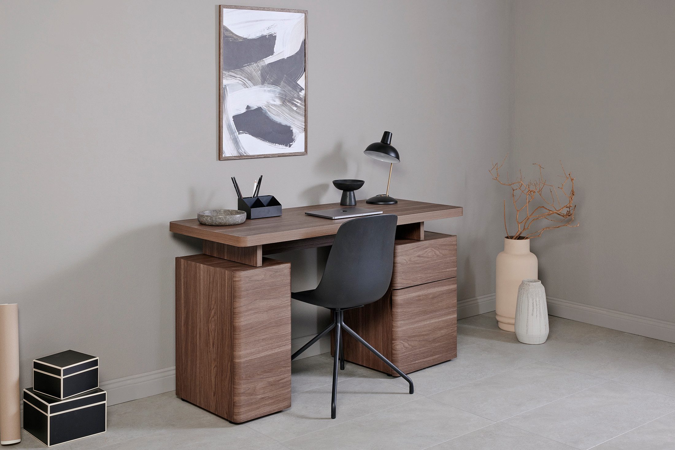 Jahnke Schreibtisch CU-LIBRE 140 (1-St), platzsparender Arbeitsplatz, 1 Schublade und 2 Türen, 135 cm