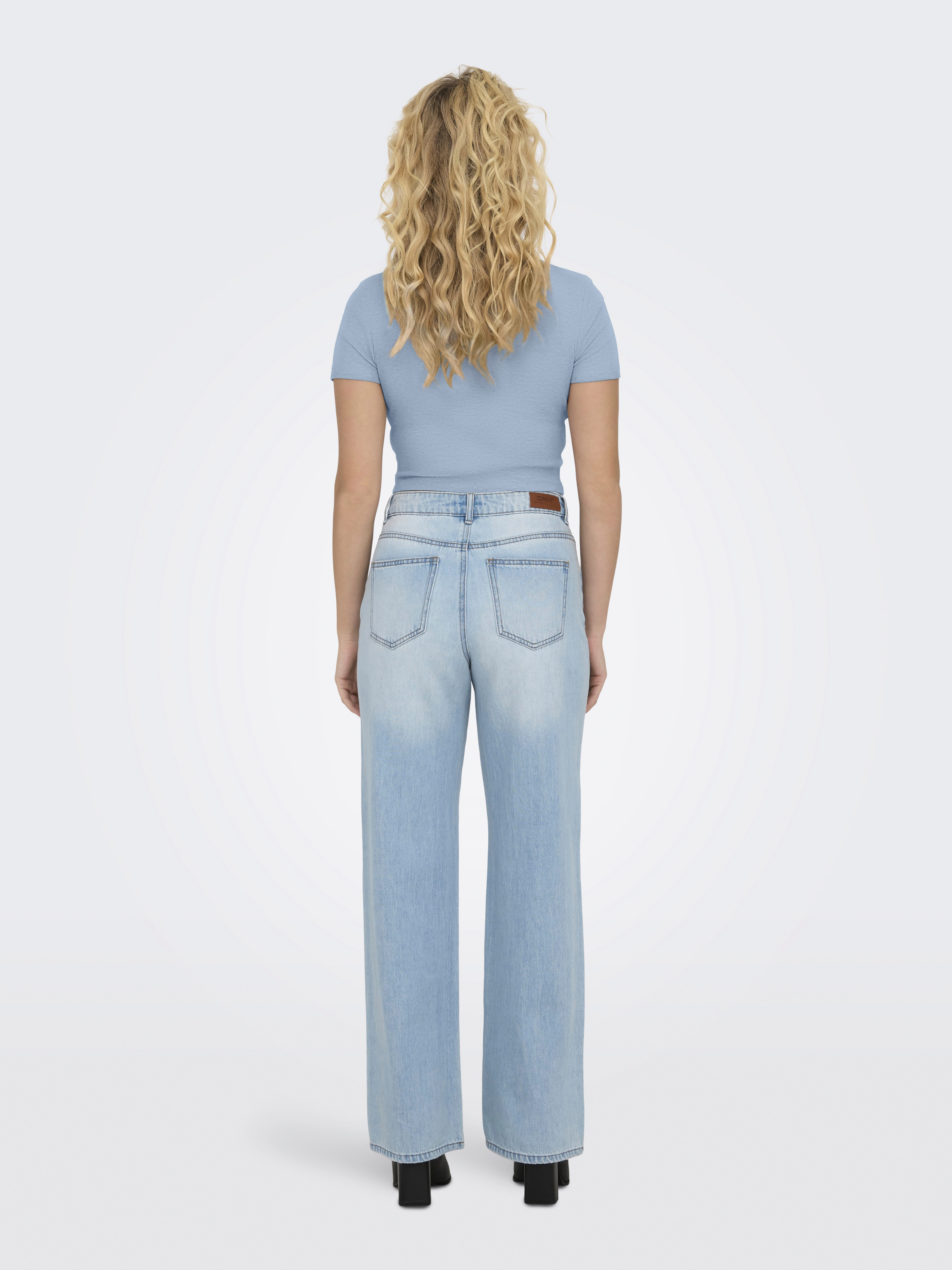 ONLY Kurzarmshirt ONLBETTY S/S O-NECK SHORT günstig online kaufen