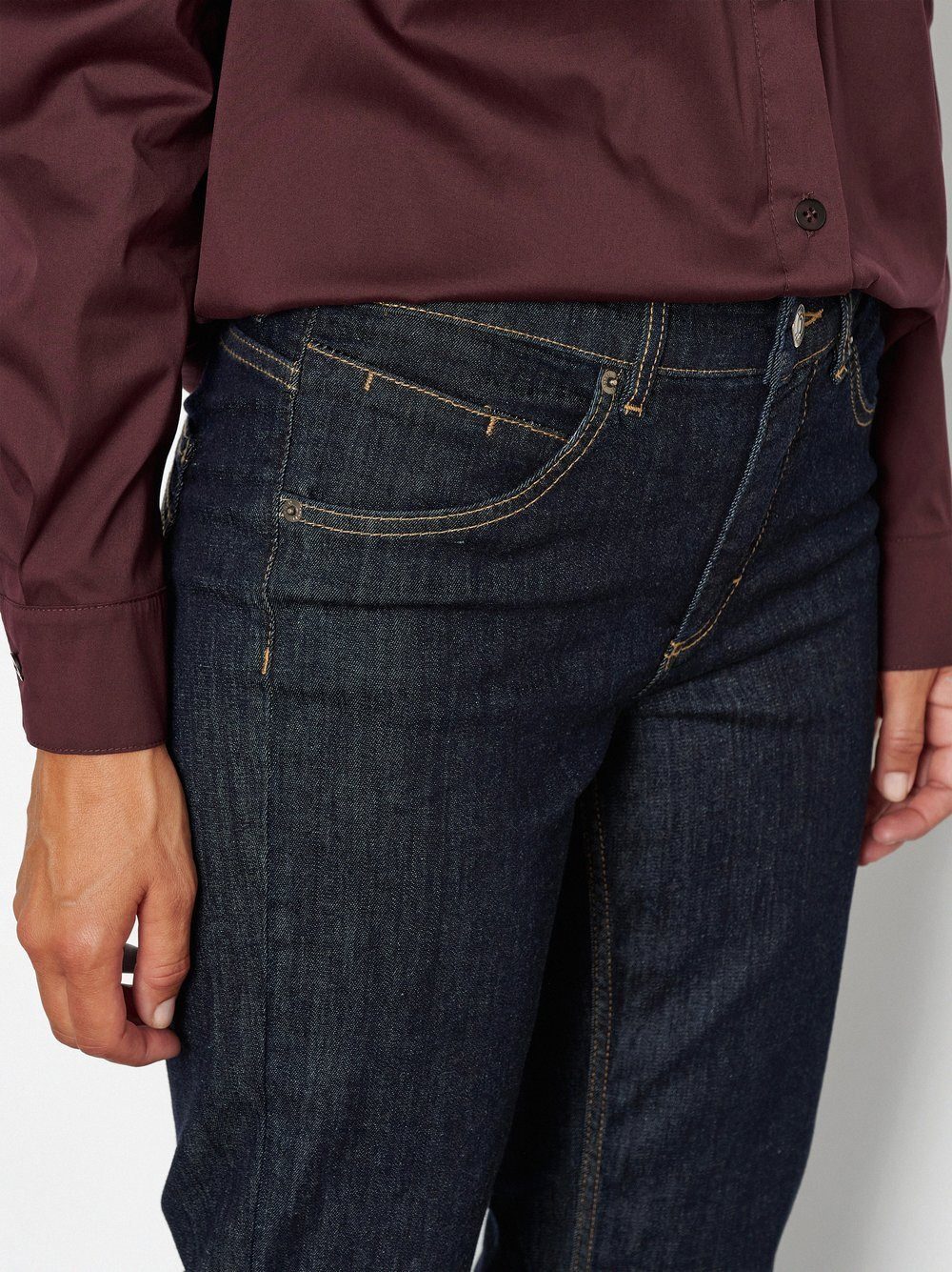 TONI Straight-Jeans Liv in Straight-Fit – Bild 4 von 5