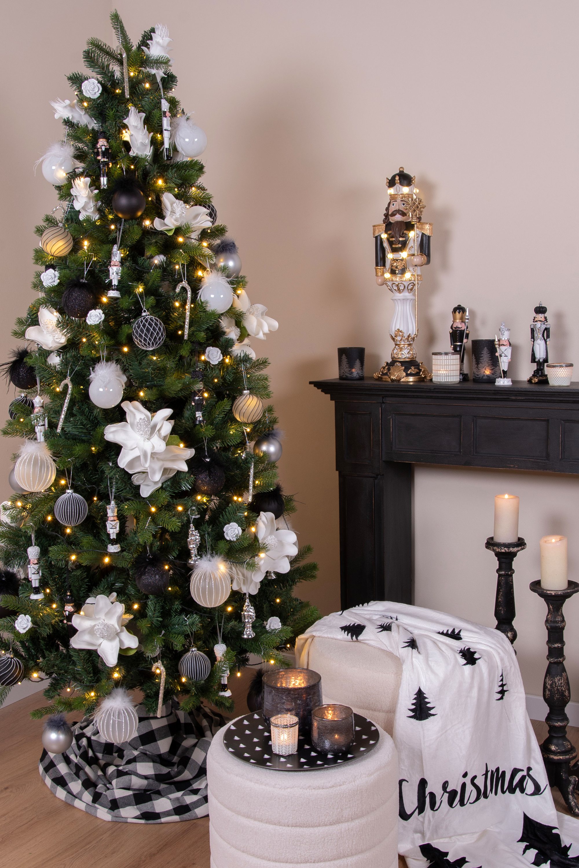 Clayre & Eef Dekokissen Black & White X-Mas, Dekokissen Kissenbezüge ohne Füllung Polyester 43x43 cm