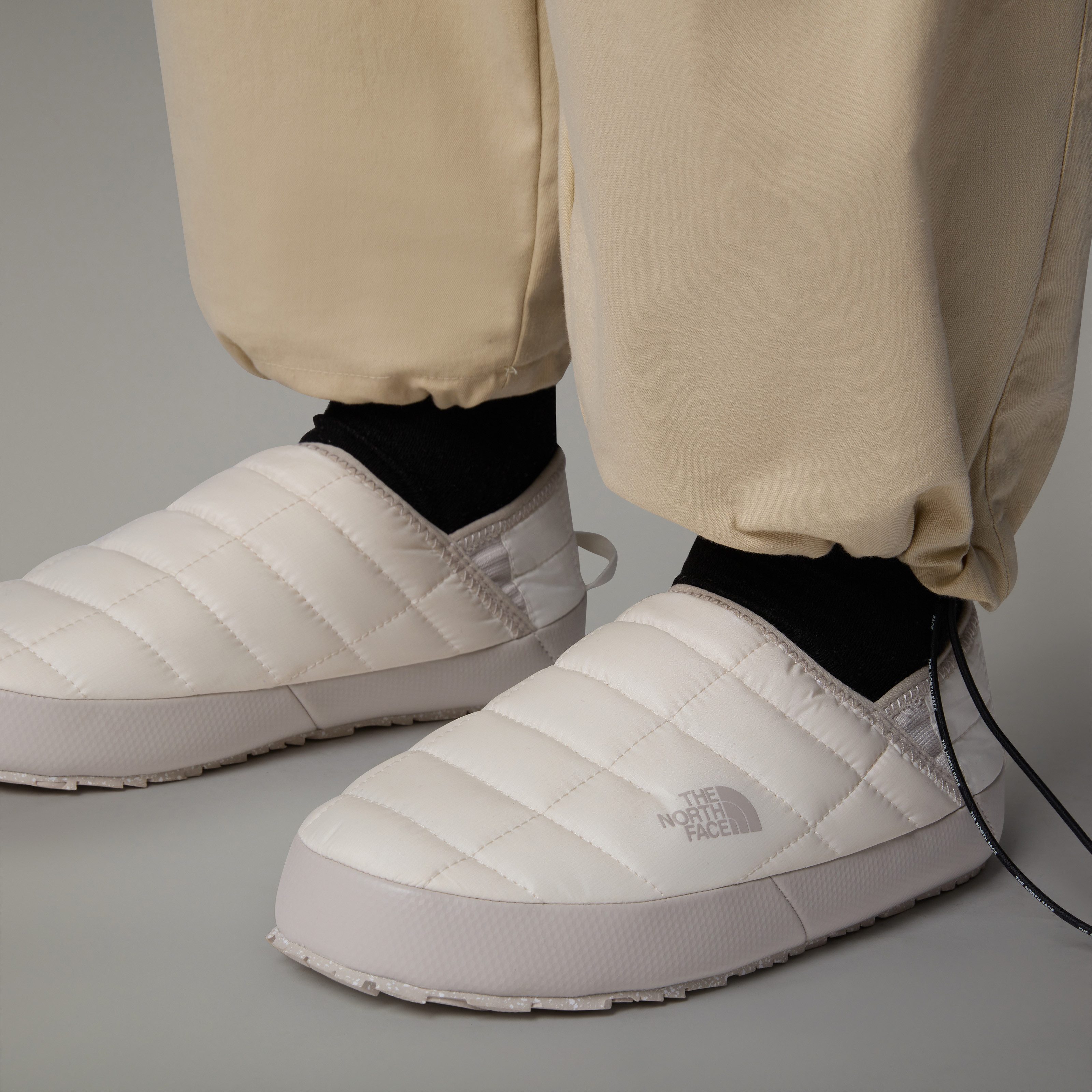 The North Face W THERMOBALL TRACTION MULE V Hausschuh – Bild 3 von 5