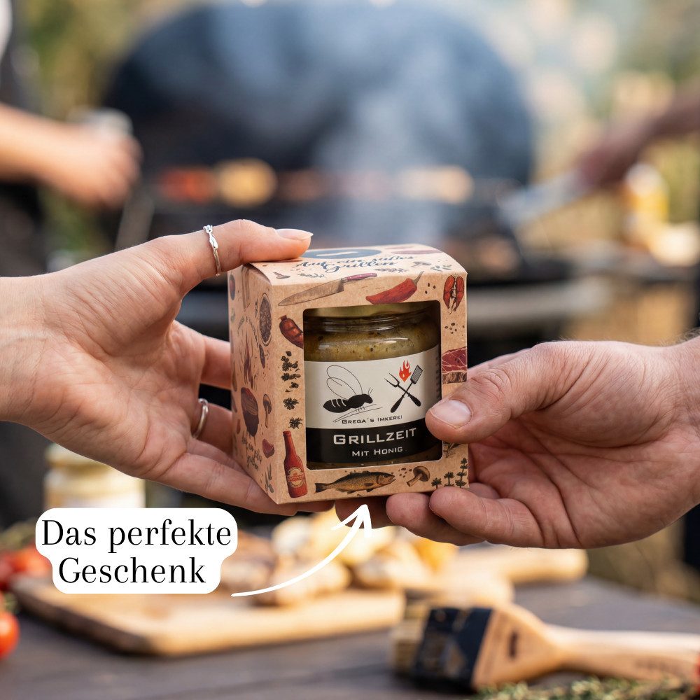 Grega´s Imkerei Grillsauce Honigsüße Geschenk Box Set, 1 x 250 g, (nach deiner Wahl, perfektes BBQ Gastgeschenk oder Mitbringsel für Grill begeisterte), Honigsüße Grillspezialitäten direkt vom Imker