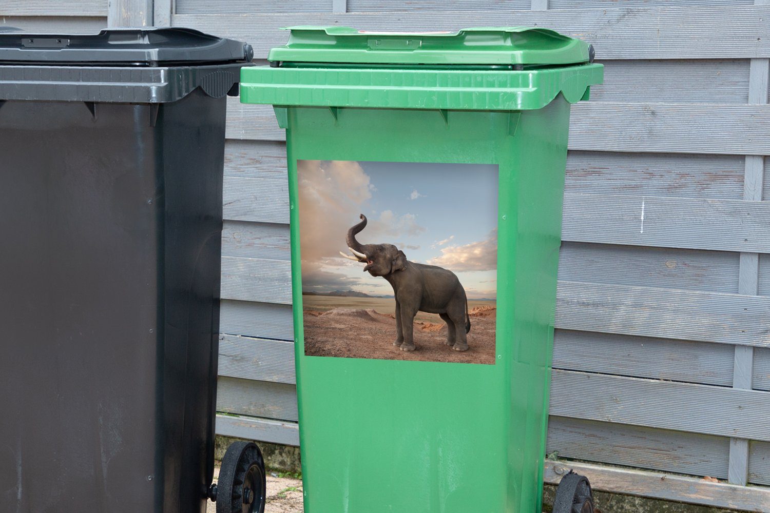 Container, Mülltonne, in St), Wandsticker Elefant (1 Mülleimer-aufkleber, Trompetender Sticker, MuchoWow Wüste Abfalbehälter der