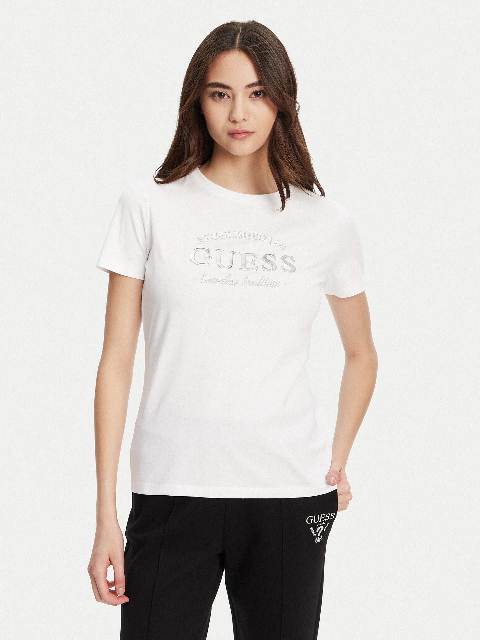 Guess T-Shirt – Kurzarmshirt mit Logostickerei