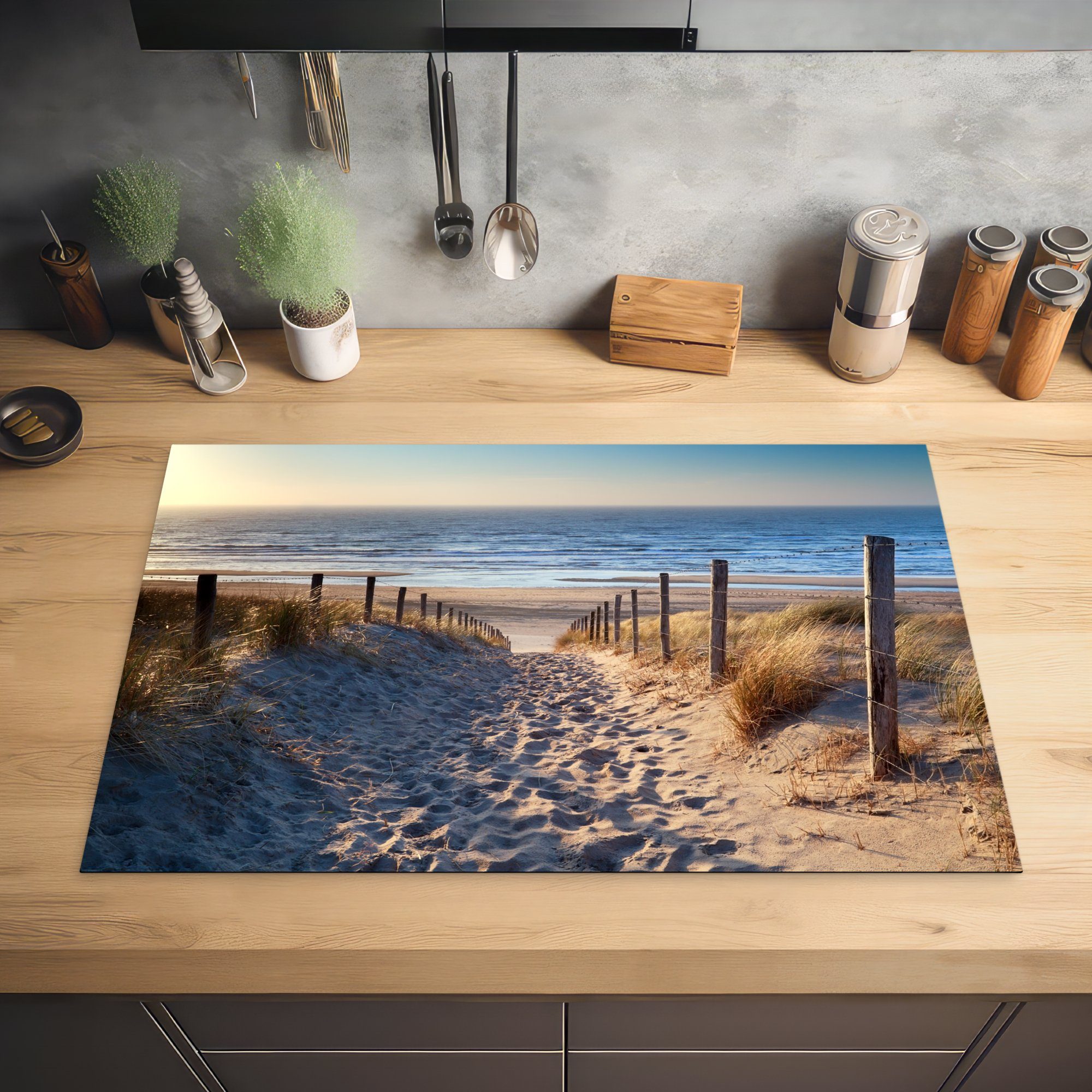 MuchoWow Herdblende-/Abdeckplatte Sand - Strand - Meer - Düne Vinyl, tlg), küche, 81x52 für - die (1 Ceranfeldabdeckung cm, Sommer, Schutz Induktionskochfeld