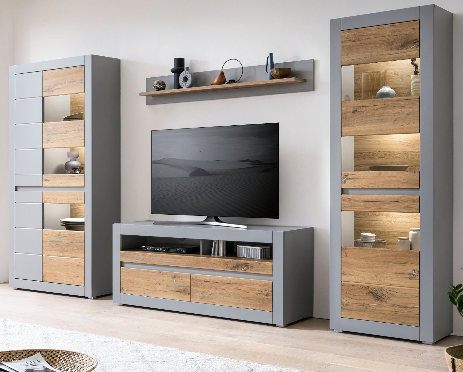 Furn.Design (4-teilig 2 mit Wohnwand matt mit Tamaris, Eiche), mit Soft-Close-Funktion grau Stauraumvitrinen,