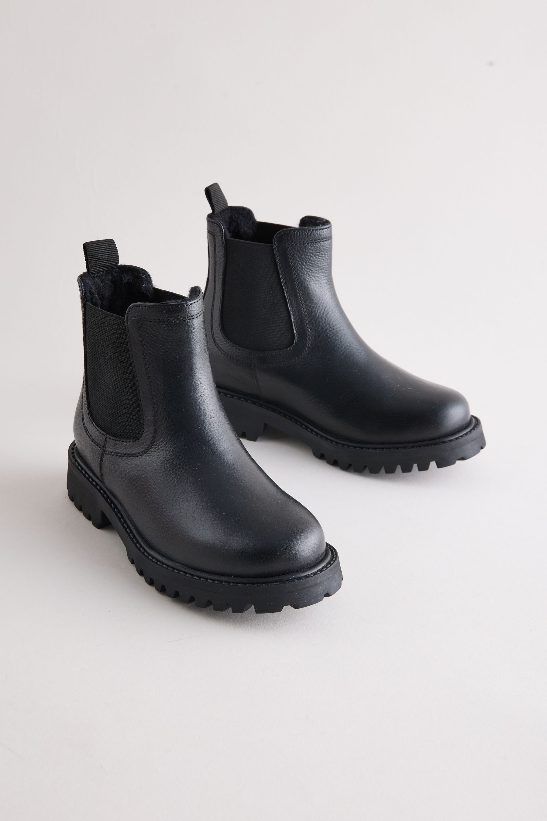 Next Warm gefütterte Chelsea-Stiefel aus Leder Chelseaboots (1-tlg)