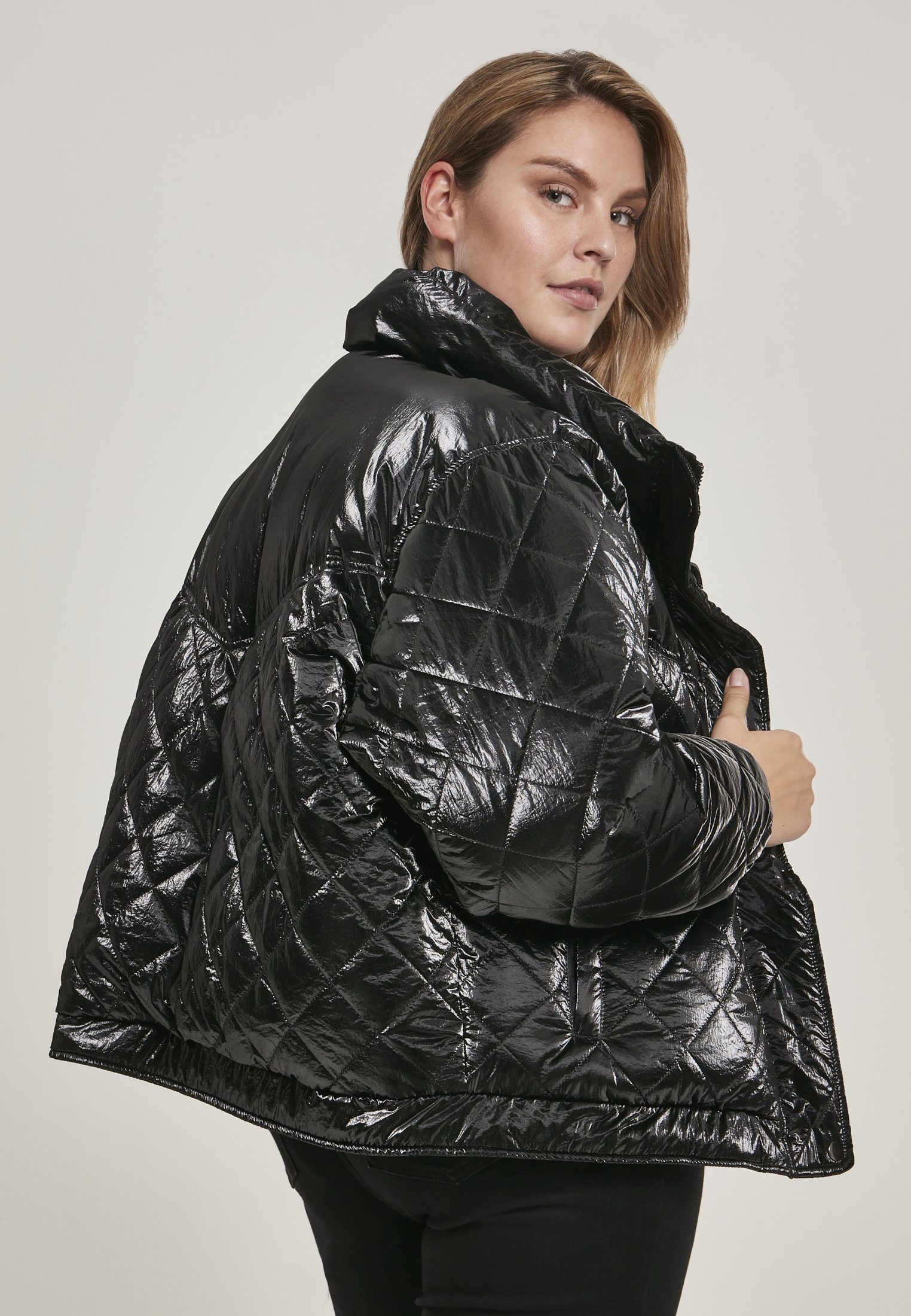 CLASSICS (1-St) Diamond Winterjacke Damen Jacket Vanish Quilt Oversized URBAN Ladies