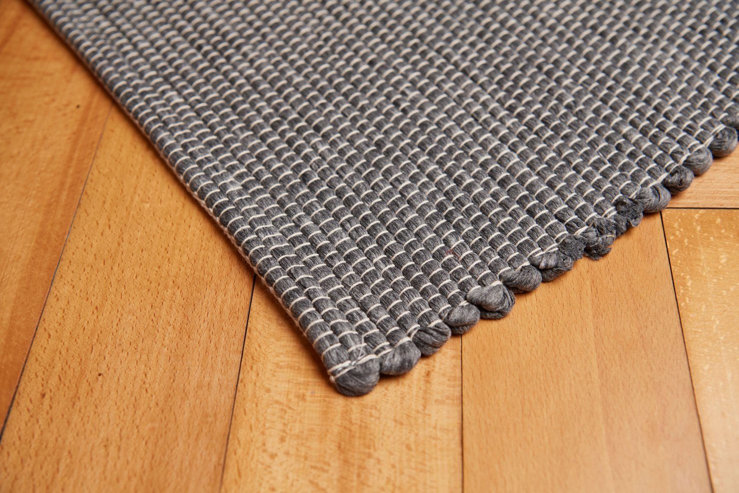 Japans erstes direkt geführtes Geschäft Teppich Lio, lavie, Allzweckteppich Recycled anthrazit aus Fibres Mixed 100