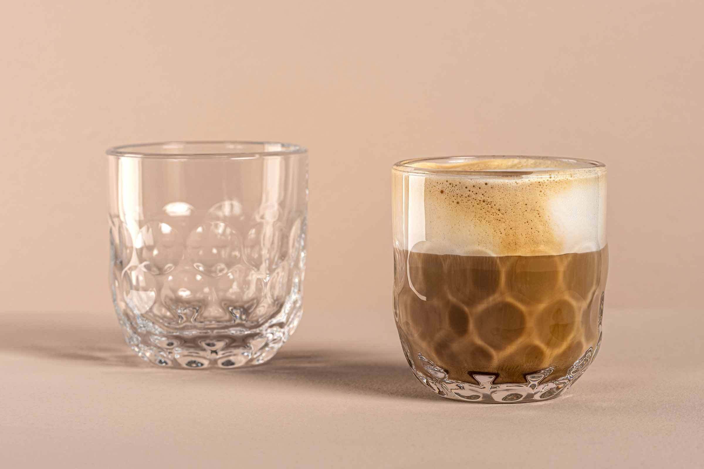 LEONARDO Latte-Macchiato-Glas Gocce Kaffeegläser (1) 220 ml 2er Set, 2-tlg., Glas