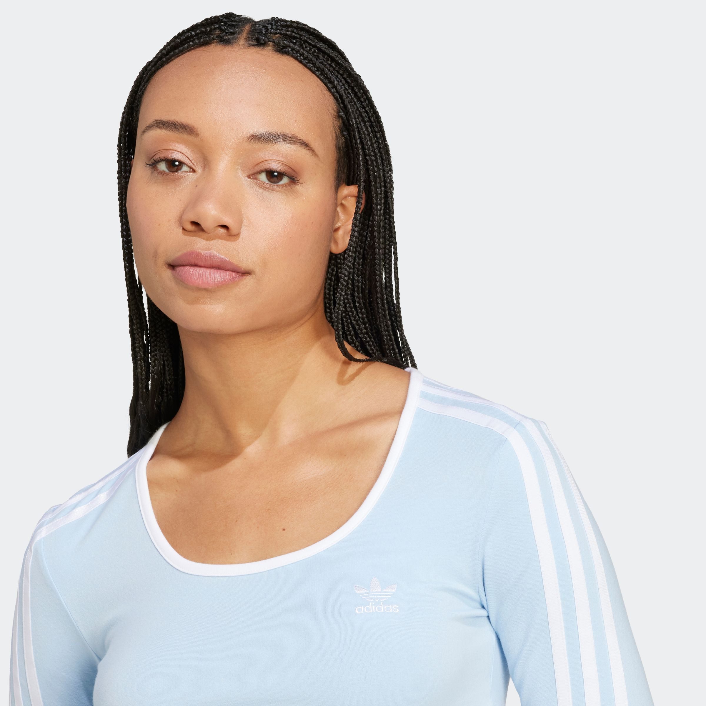 adidas Originals Langarmshirt ADICOLOR 3-STREIFEN CROP LONGSLEEVE schmaler und kürzerer Schnitt, mit langen Ärmeln, aus Baumwolle