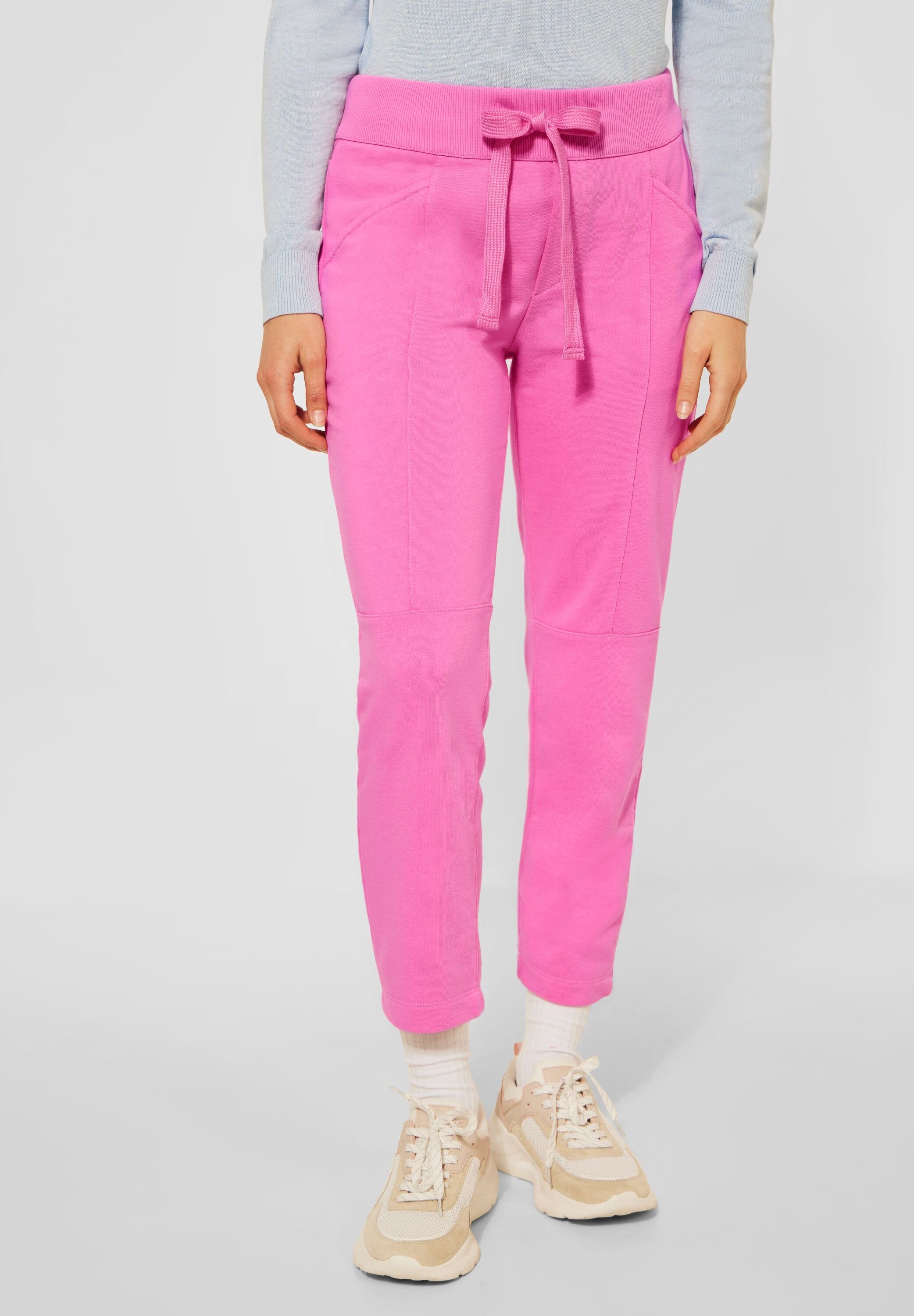 STREET ONE Jogg Pants Street One Loose Fit Sweathose in Intense Poppy Ro (1-tlg) Taschen