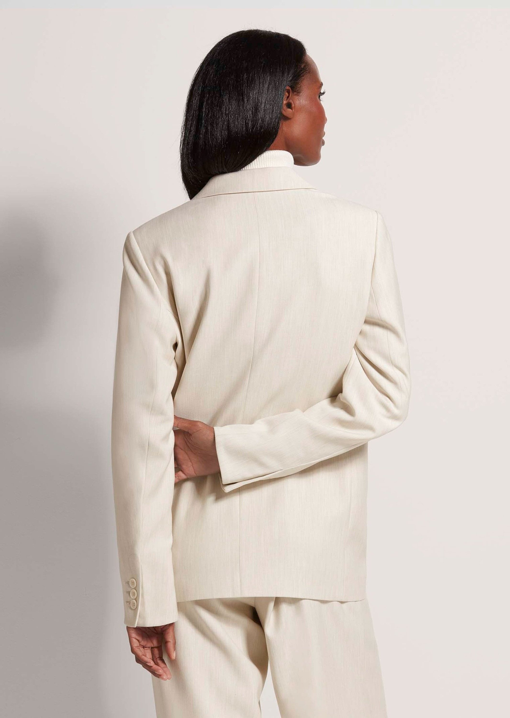 MADELEINE Kurzblazer Eleganter Einreiher mit Reverskragen Unifarbenes Design mit klassischem Reverskragen